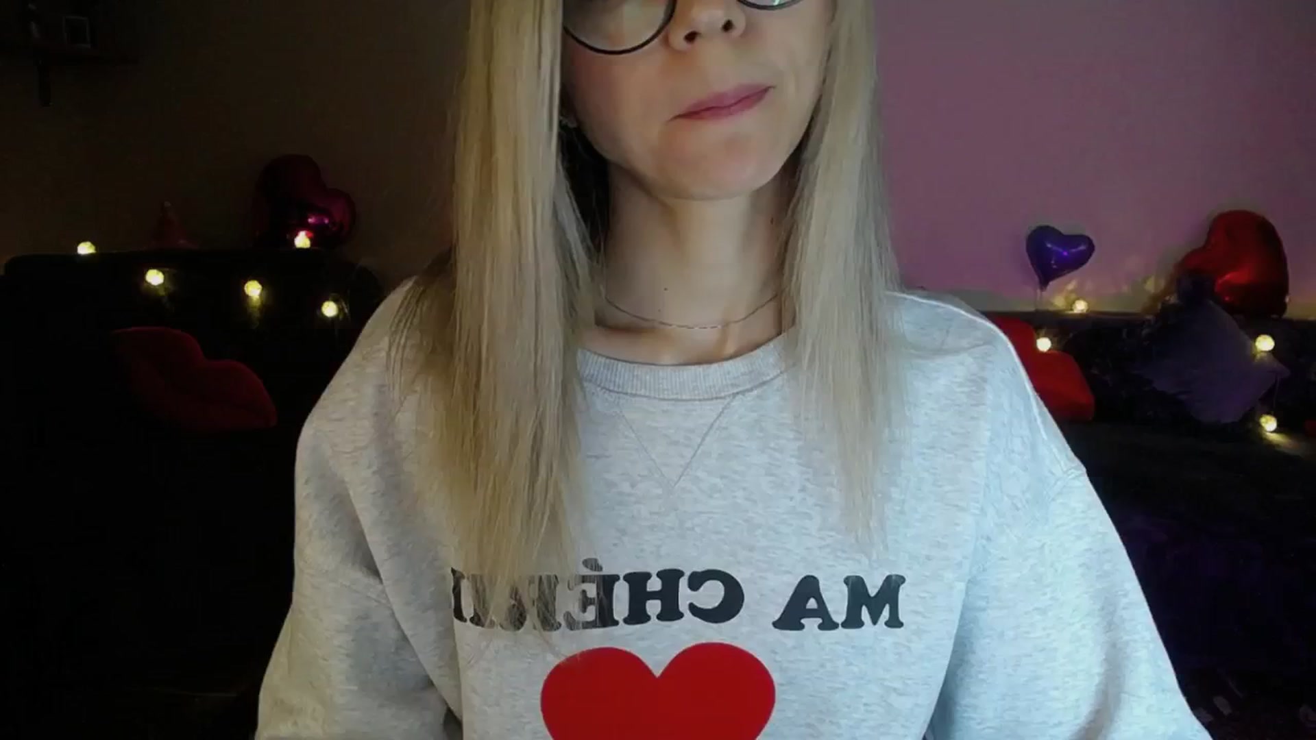 Gallery image thumbnail from Sunshine_alis's myfreecams stream on, 04/16/2025, 19:11 image 7 of 20