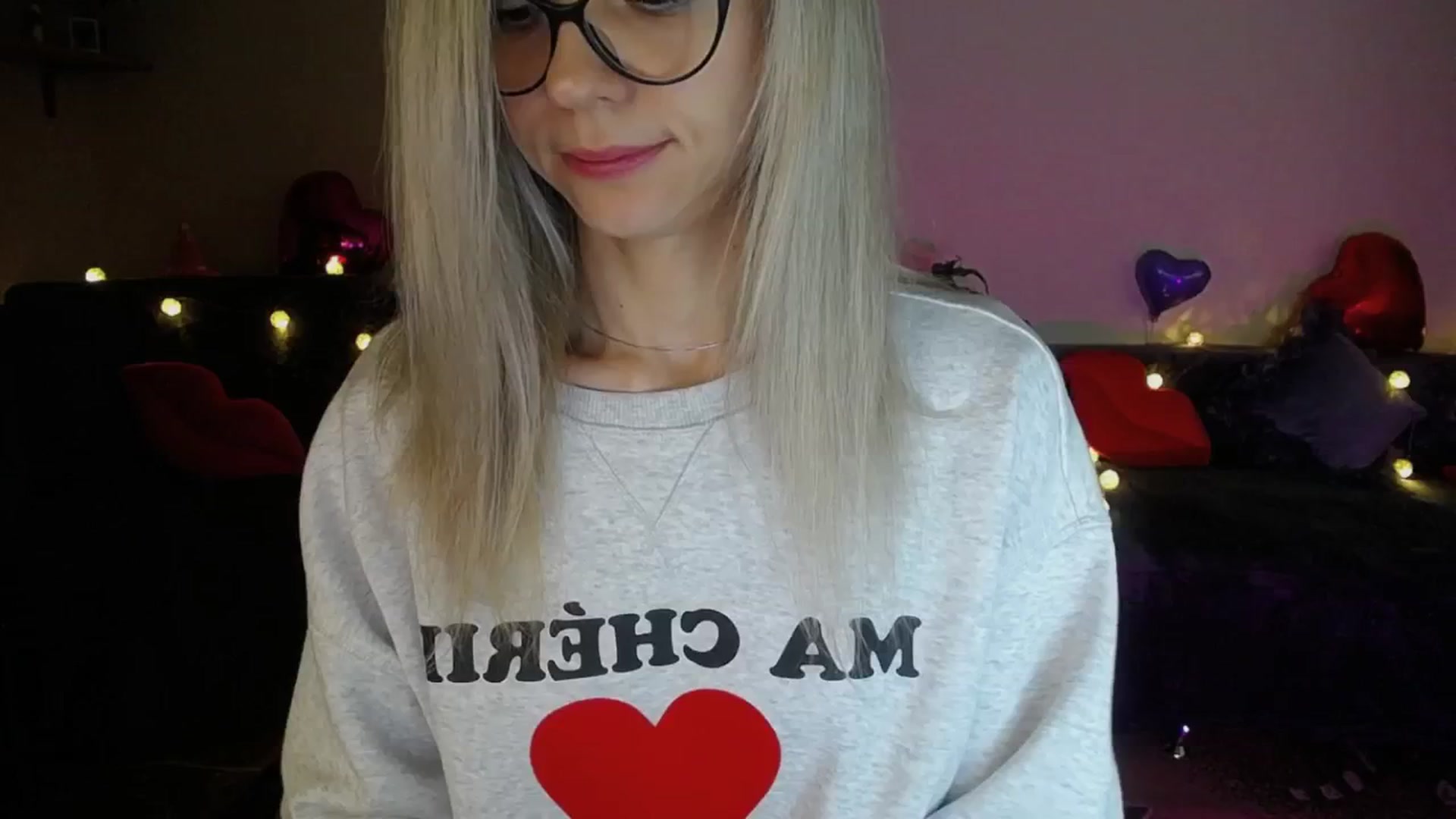 Gallery image thumbnail from Sunshine_alis's myfreecams stream on, 04/16/2025, 19:11 image 9 of 20