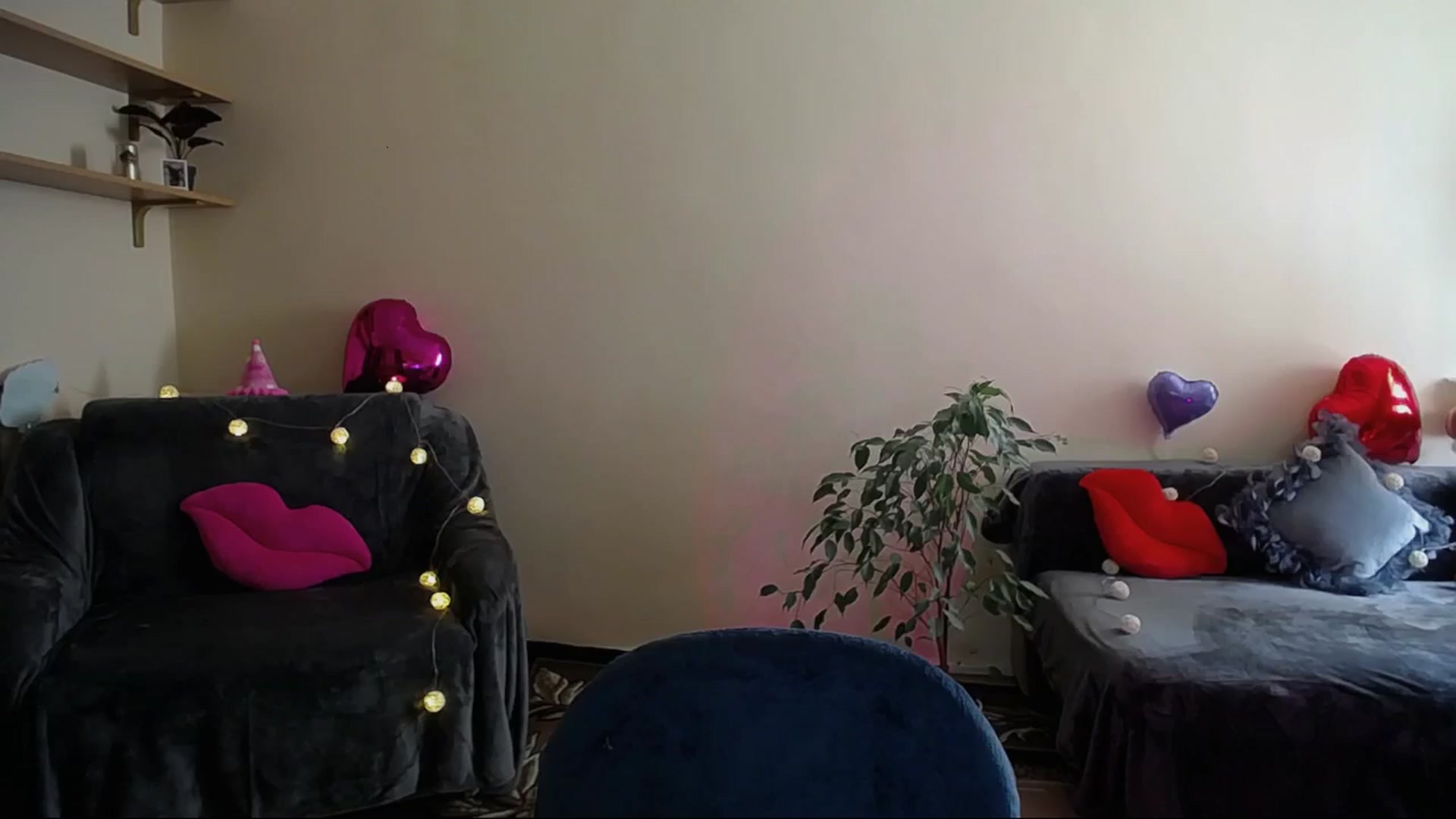 Gallery image thumbnail from Sunshine_alis's myfreecams stream on, 04/18/2025, 15:02 image 17 of 20