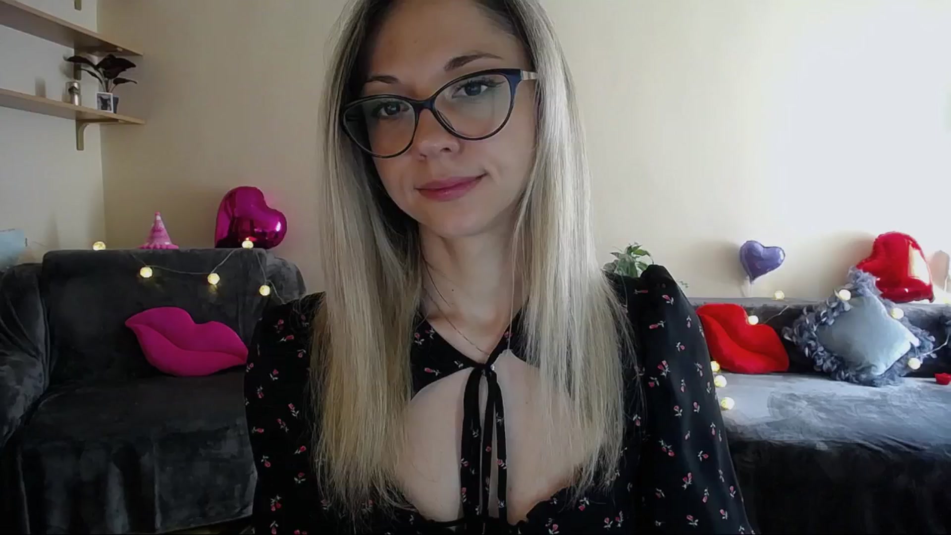 Gallery image thumbnail from Sunshine_alis's myfreecams stream on, 04/22/2025, 13:56 image 8 of 20