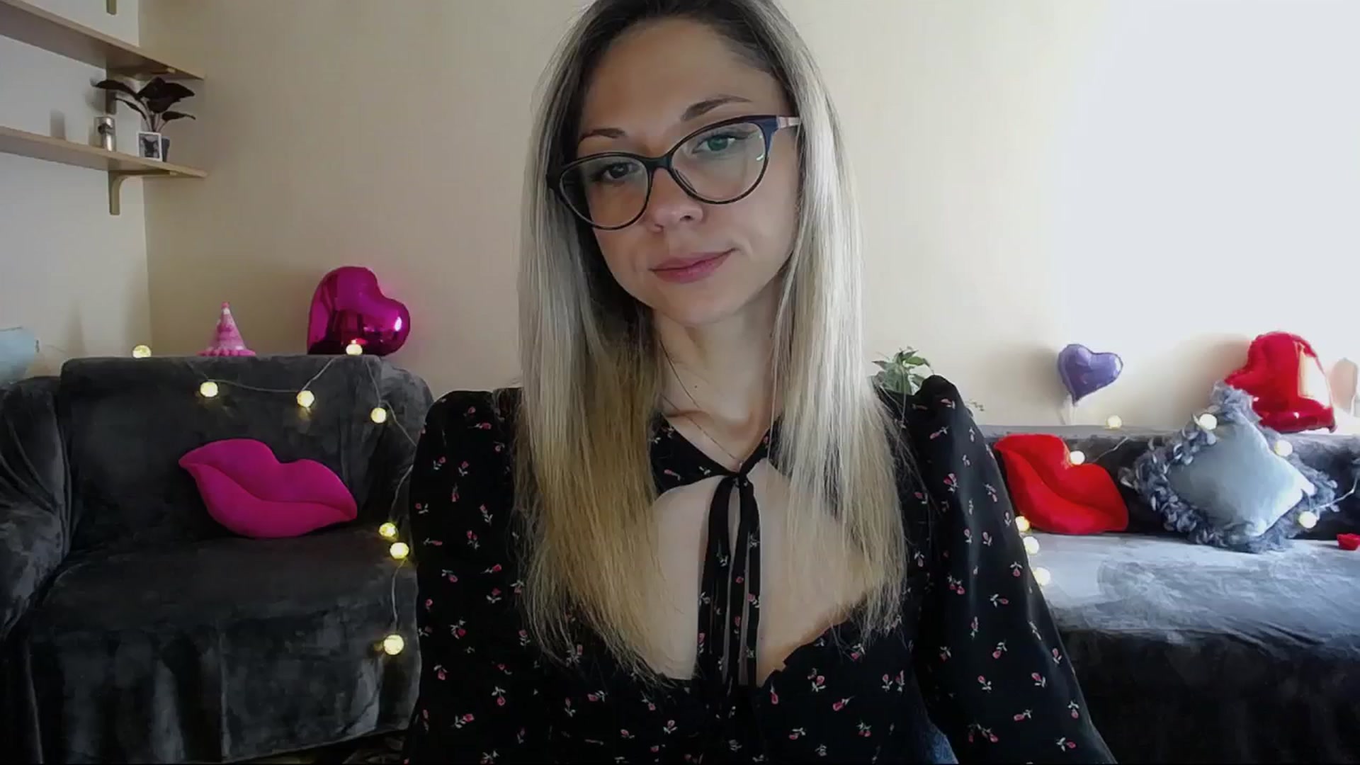 Gallery image thumbnail from Sunshine_alis's myfreecams stream on, 04/22/2025, 13:56 image 7 of 20