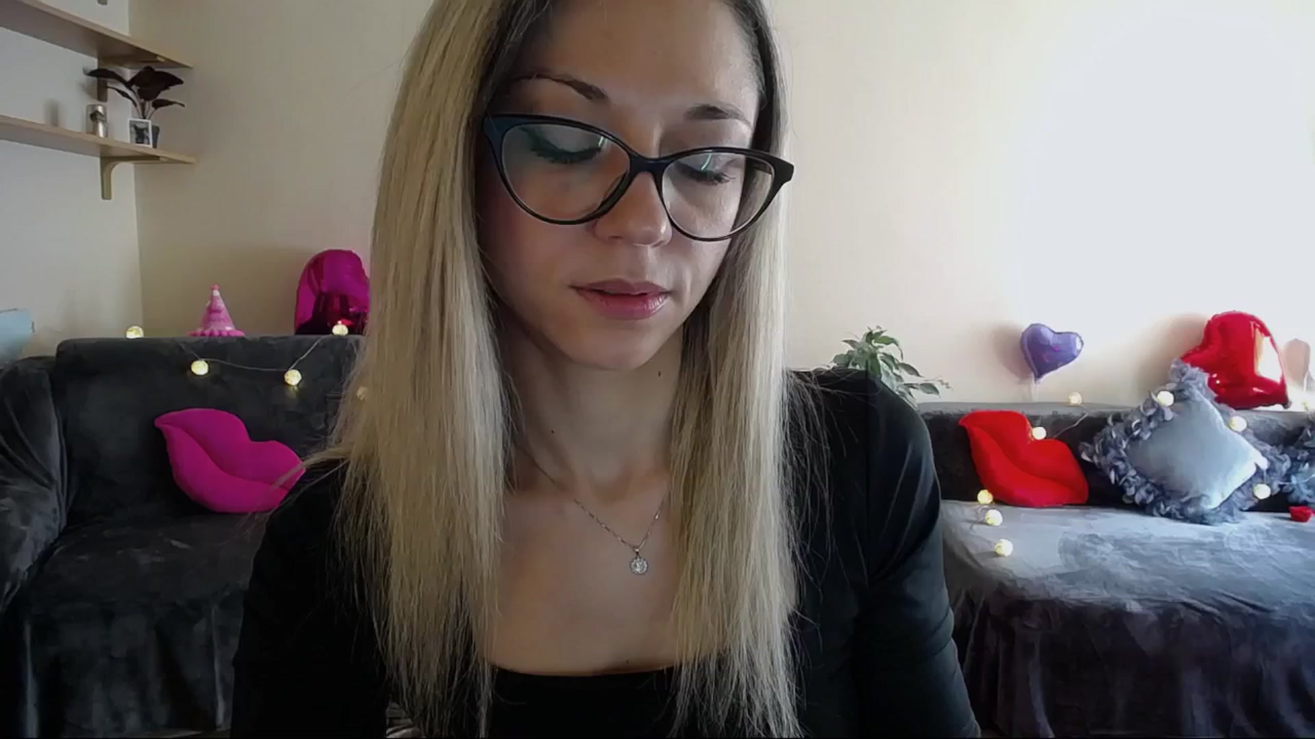 Gallery image thumbnail from Sunshine_alis's myfreecams stream on, 04/23/2025, 13:32 image 16 of 20