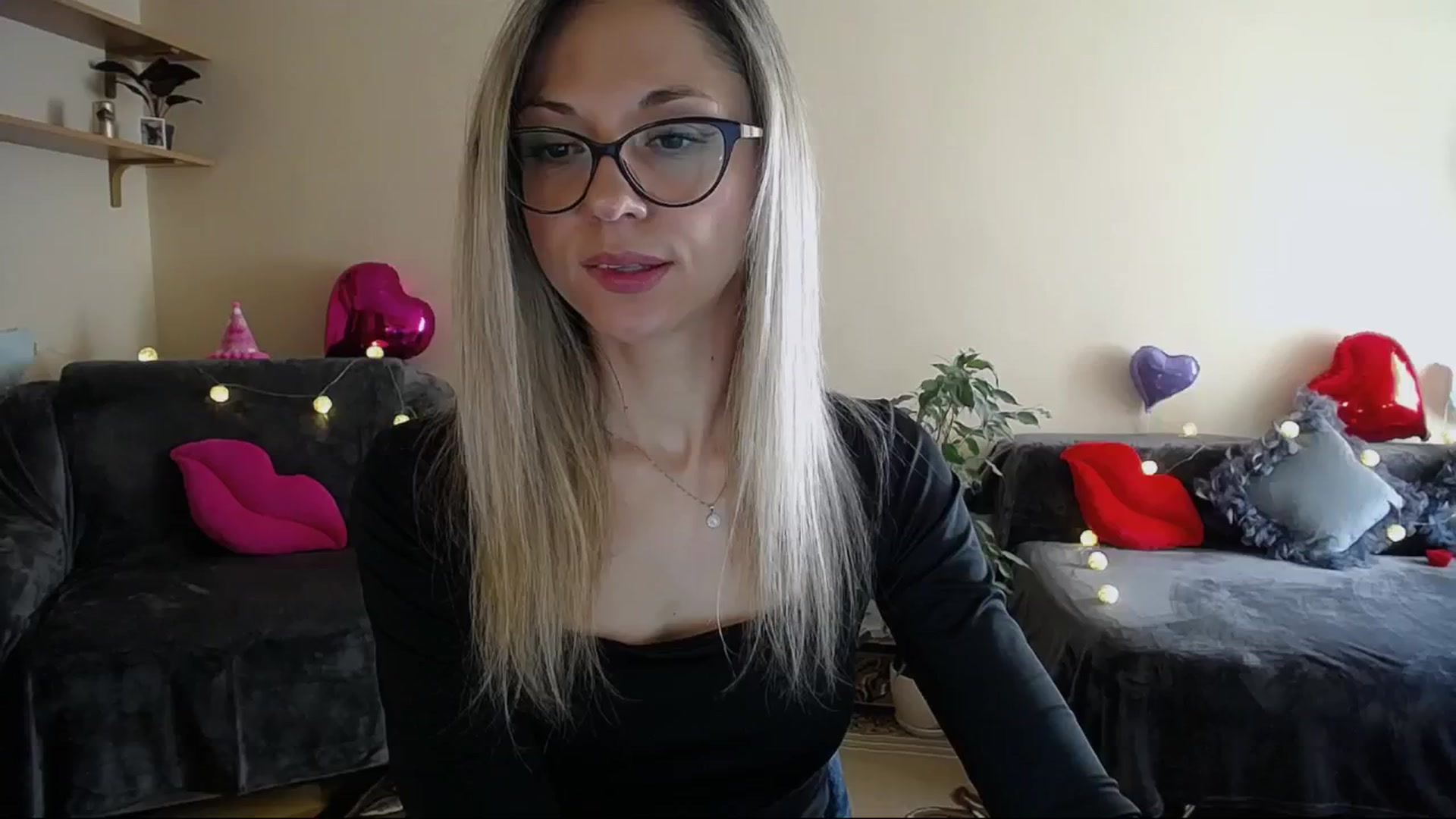 Gallery image thumbnail from Sunshine_alis's myfreecams stream on, 04/23/2025, 15:41 image 7 of 20