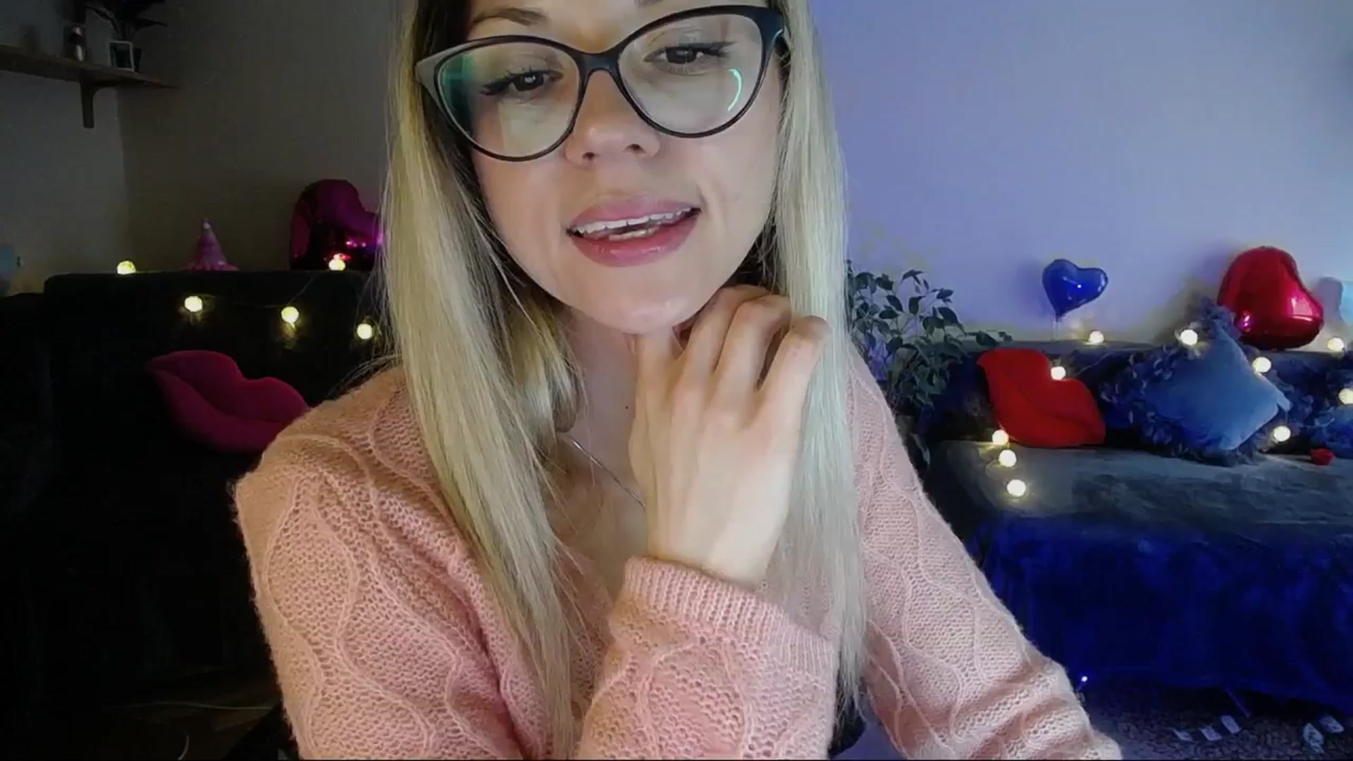 Gallery image thumbnail from Sunshine_alis's myfreecams stream on, 04/25/2025, 14:53 image 14 of 20