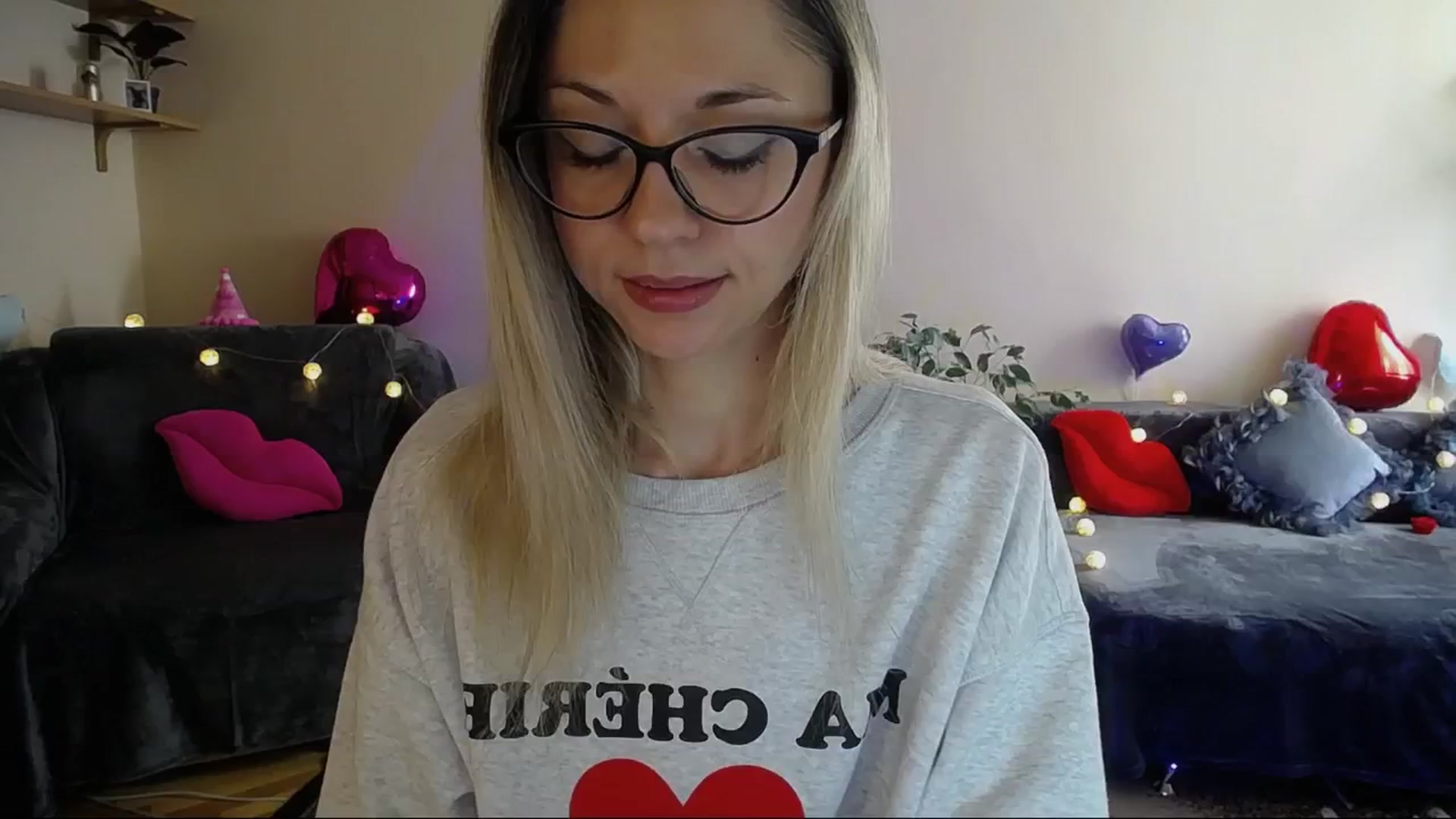 Gallery image thumbnail from Sunshine_alis's myfreecams stream on, 04/26/2025, 14:11 image 9 of 20