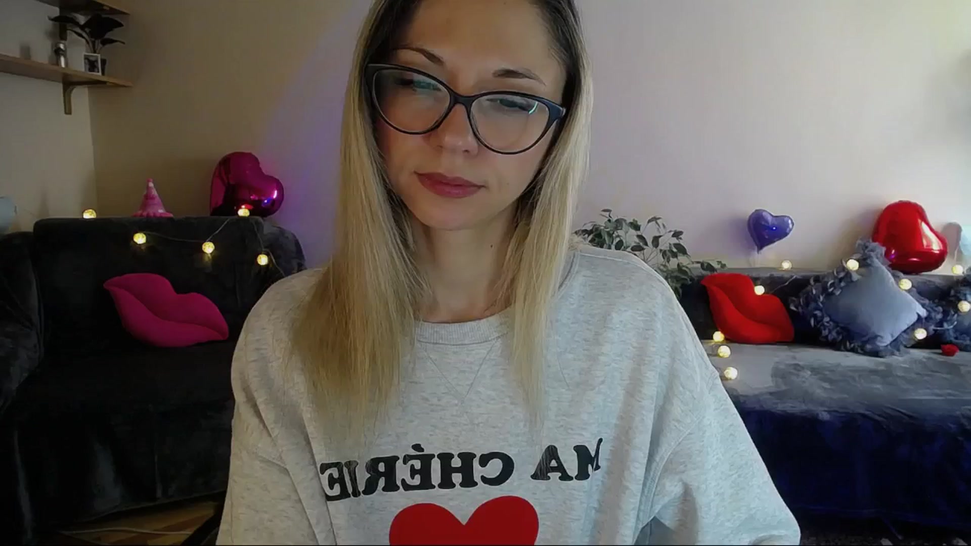 Gallery image thumbnail from Sunshine_alis's myfreecams stream on, 04/26/2025, 14:11 image 6 of 20
