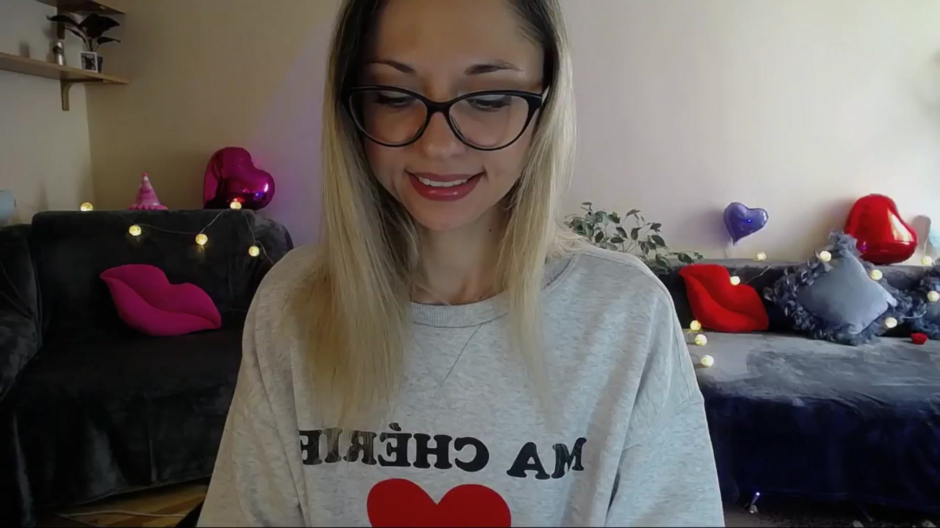Gallery image thumbnail from Sunshine_alis's myfreecams stream on, 04/26/2025, 14:11 image 13 of 20