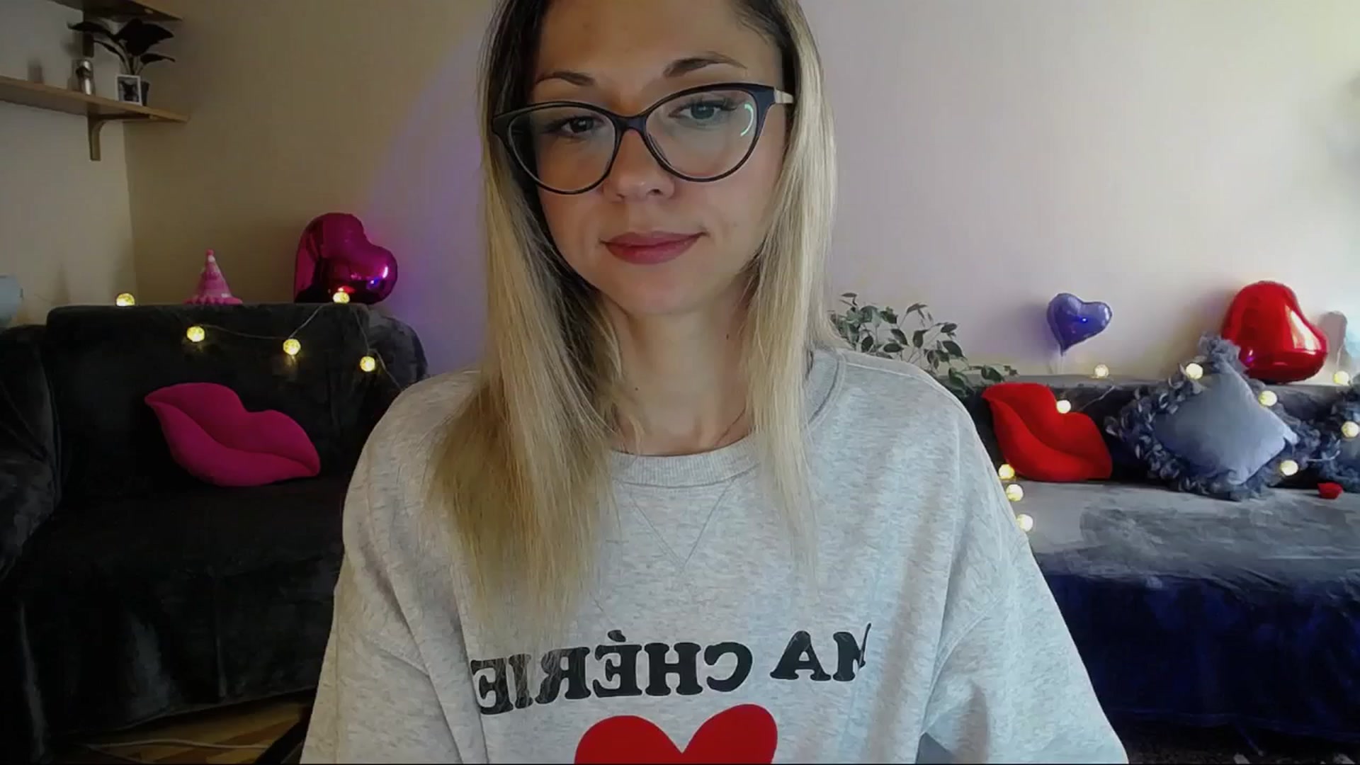 Gallery image thumbnail from Sunshine_alis's myfreecams stream on, 04/26/2025, 14:11 image 7 of 20