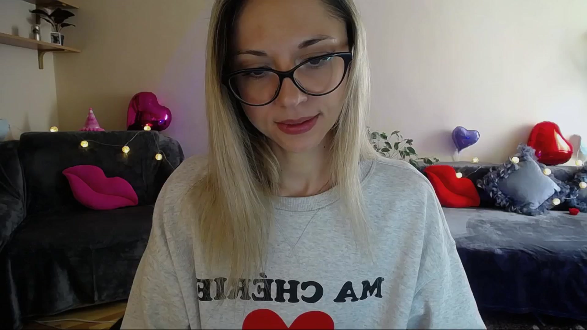 Gallery image thumbnail from Sunshine_alis's myfreecams stream on, 04/26/2025, 14:11 image 15 of 20