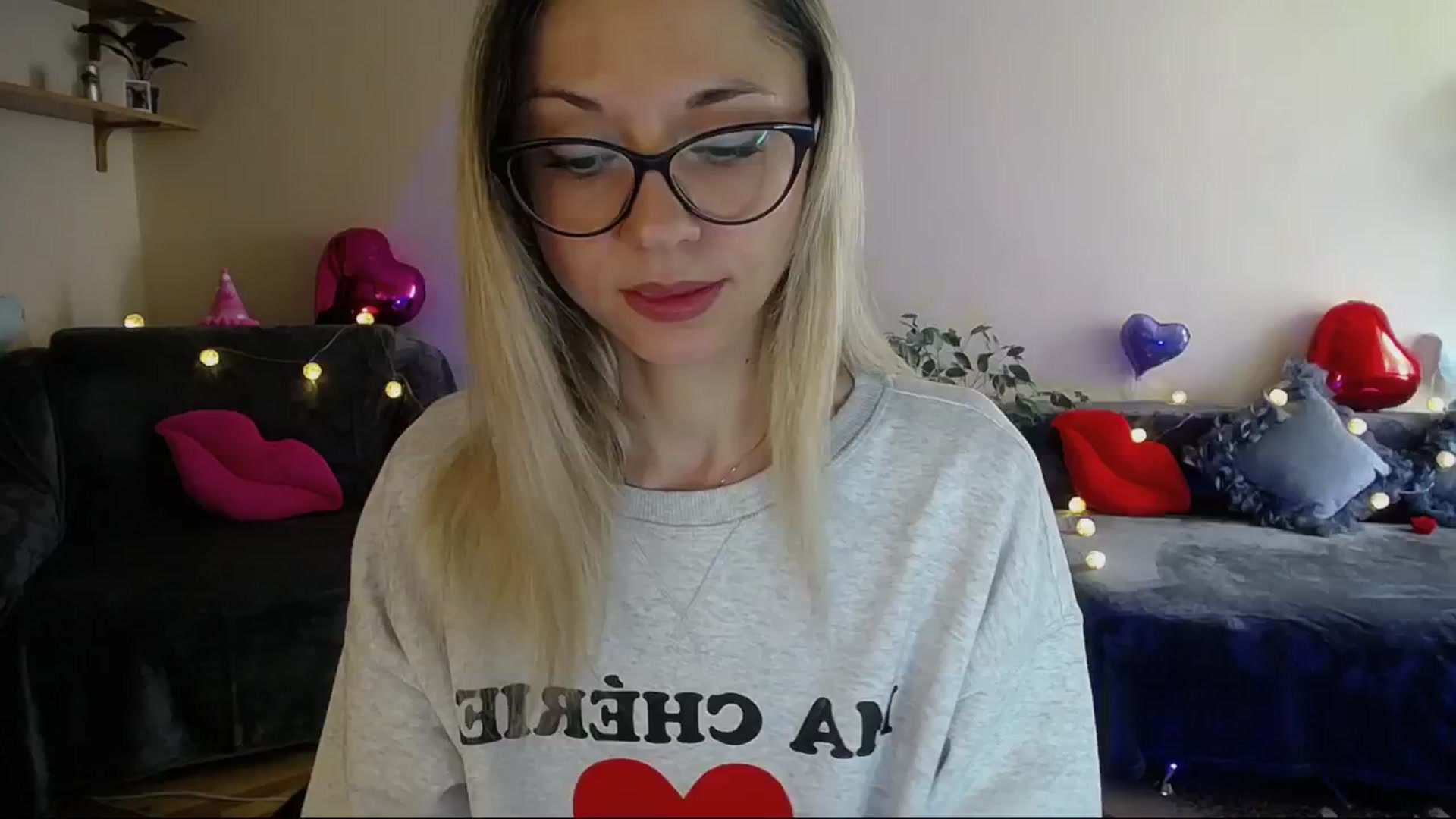 Gallery image thumbnail from Sunshine_alis's myfreecams stream on, 04/26/2025, 14:11 image 4 of 20