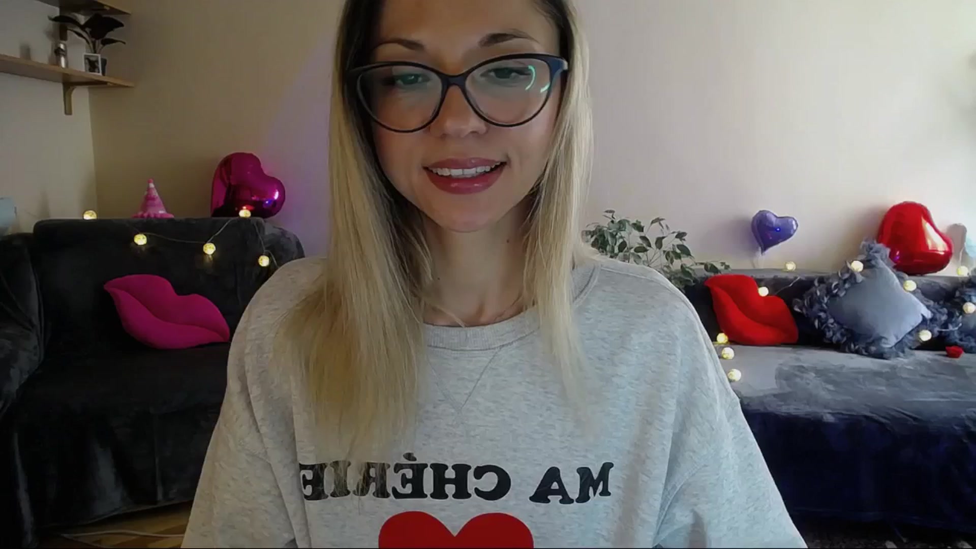 Gallery image thumbnail from Sunshine_alis's myfreecams stream on, 04/26/2025, 14:11 image 12 of 20