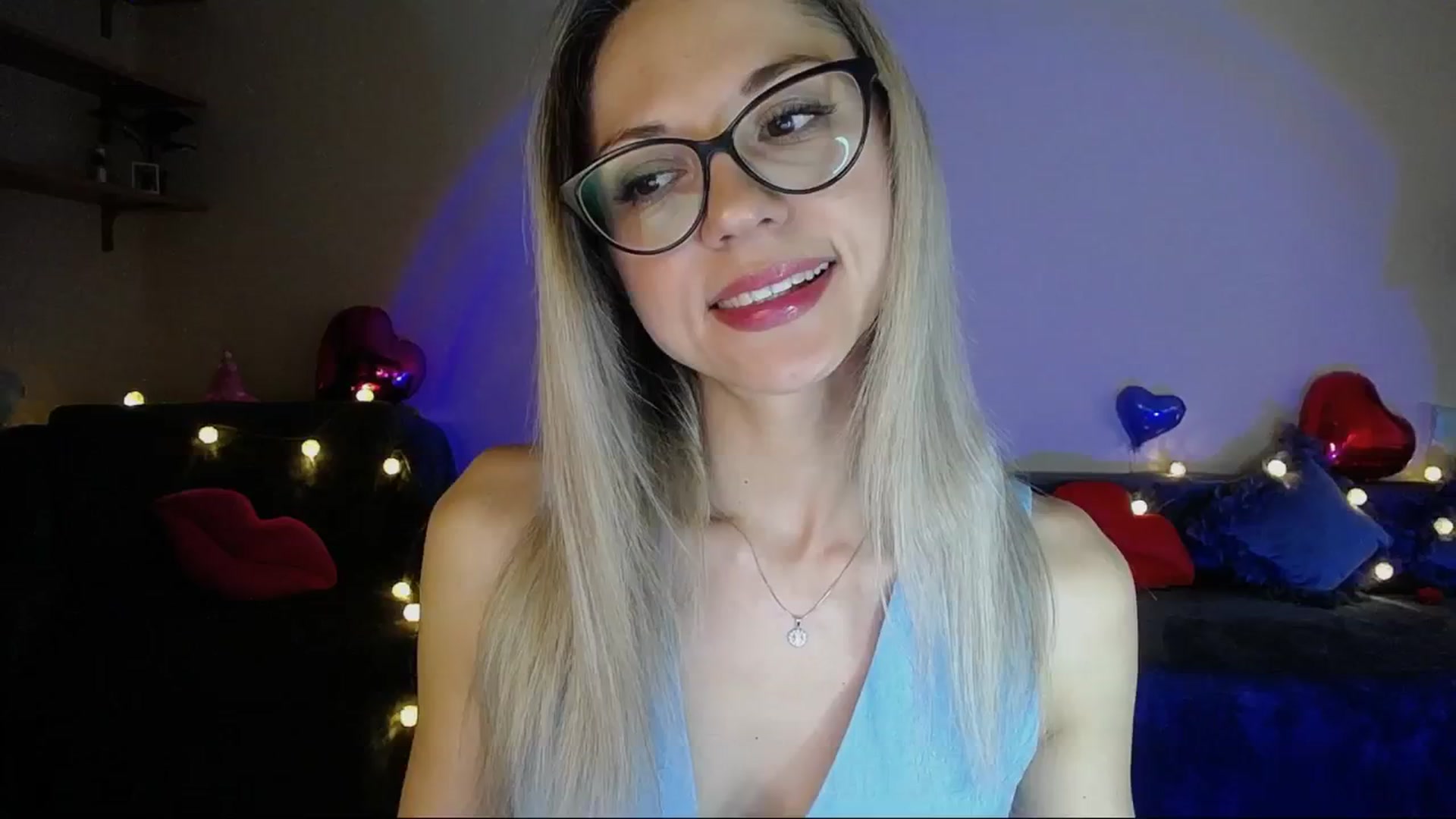 Gallery image thumbnail from Sunshine_alis's myfreecams stream on, 04/28/2025, 18:04 image 3 of 20