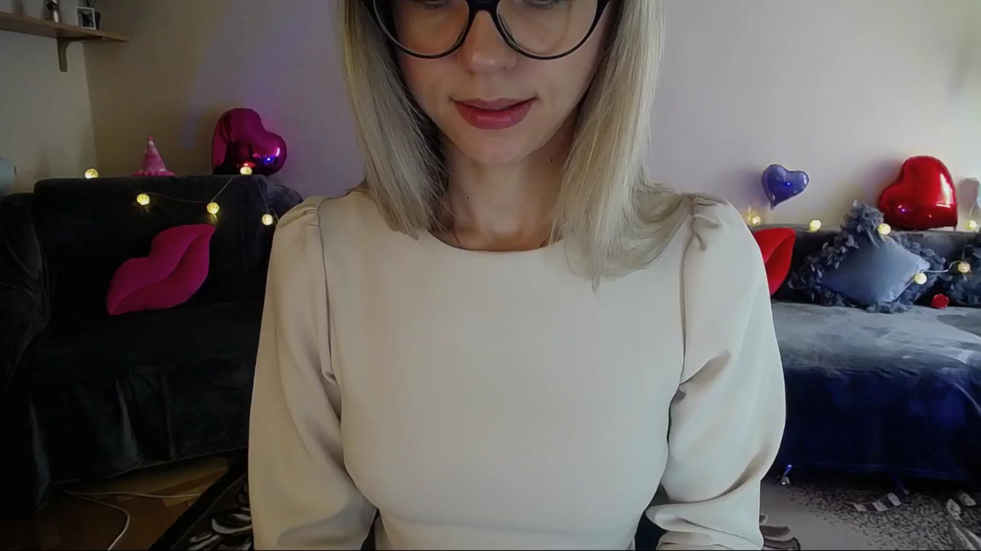 Gallery image thumbnail from Sunshine_alis's myfreecams stream on, 04/29/2025, 14:38 image 4 of 20