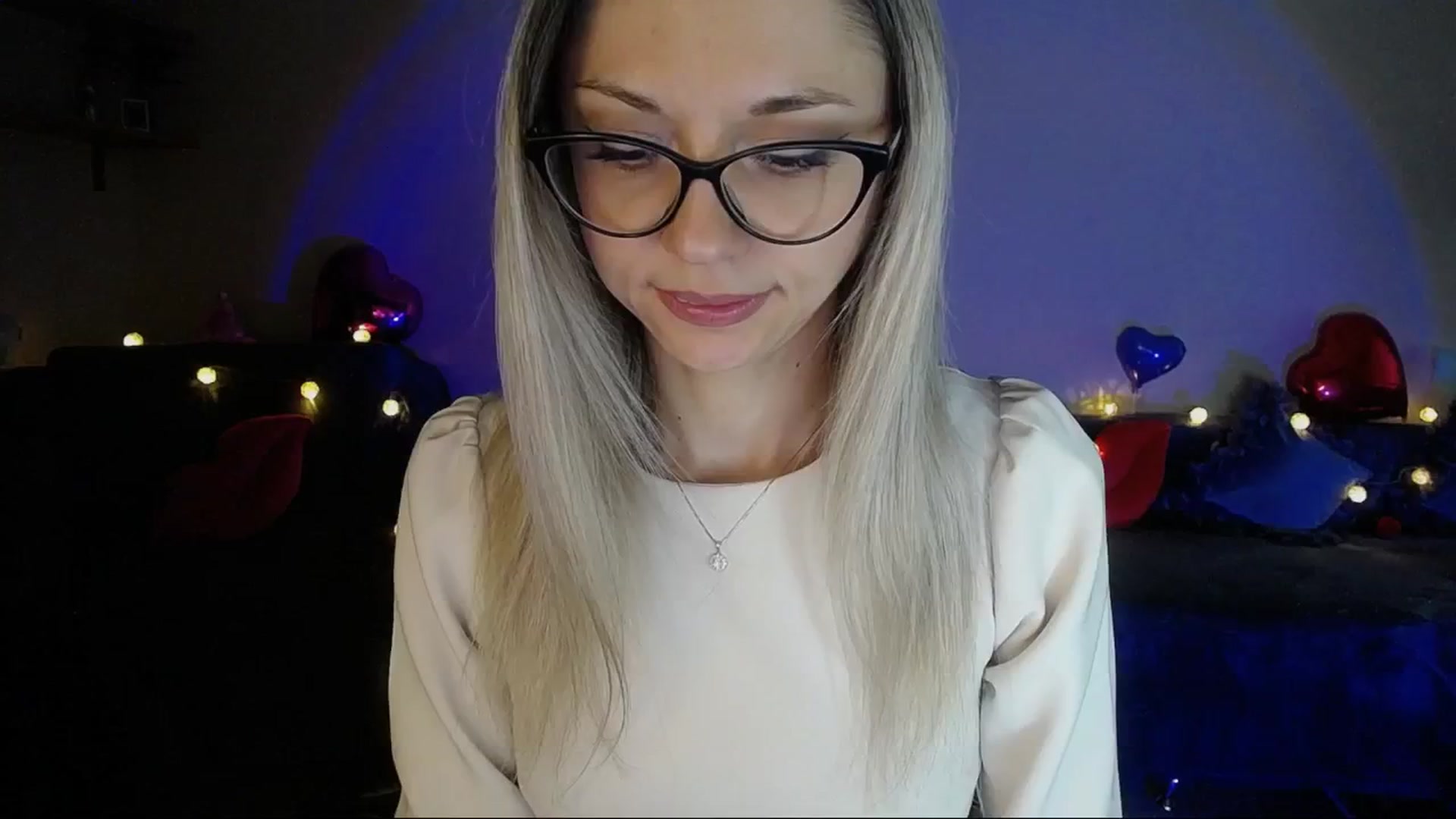 Gallery image thumbnail from Sunshine_alis's myfreecams stream on, 04/29/2025, 17:13 image 10 of 20