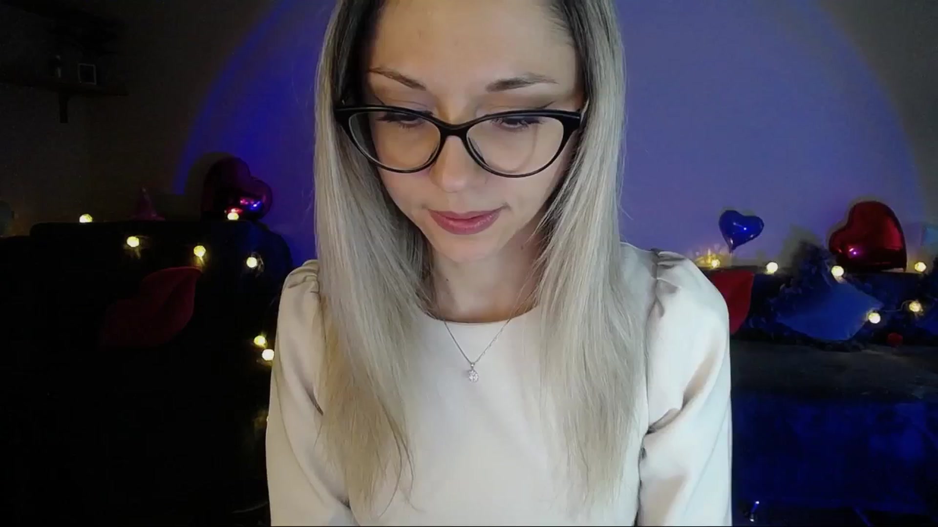 Gallery image thumbnail from Sunshine_alis's myfreecams stream on, 04/29/2025, 17:13 image 7 of 20