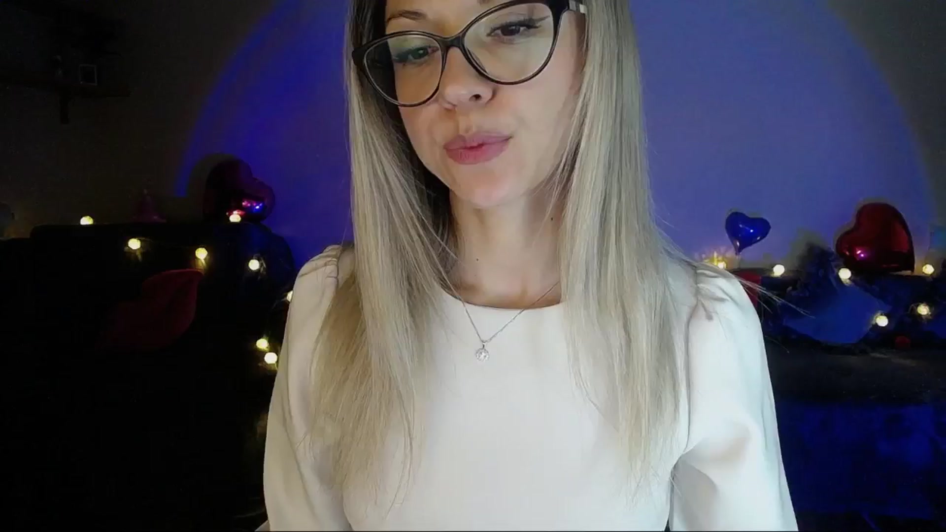Gallery image thumbnail from Sunshine_alis's myfreecams stream on, 04/29/2025, 17:13 image 20 of 20