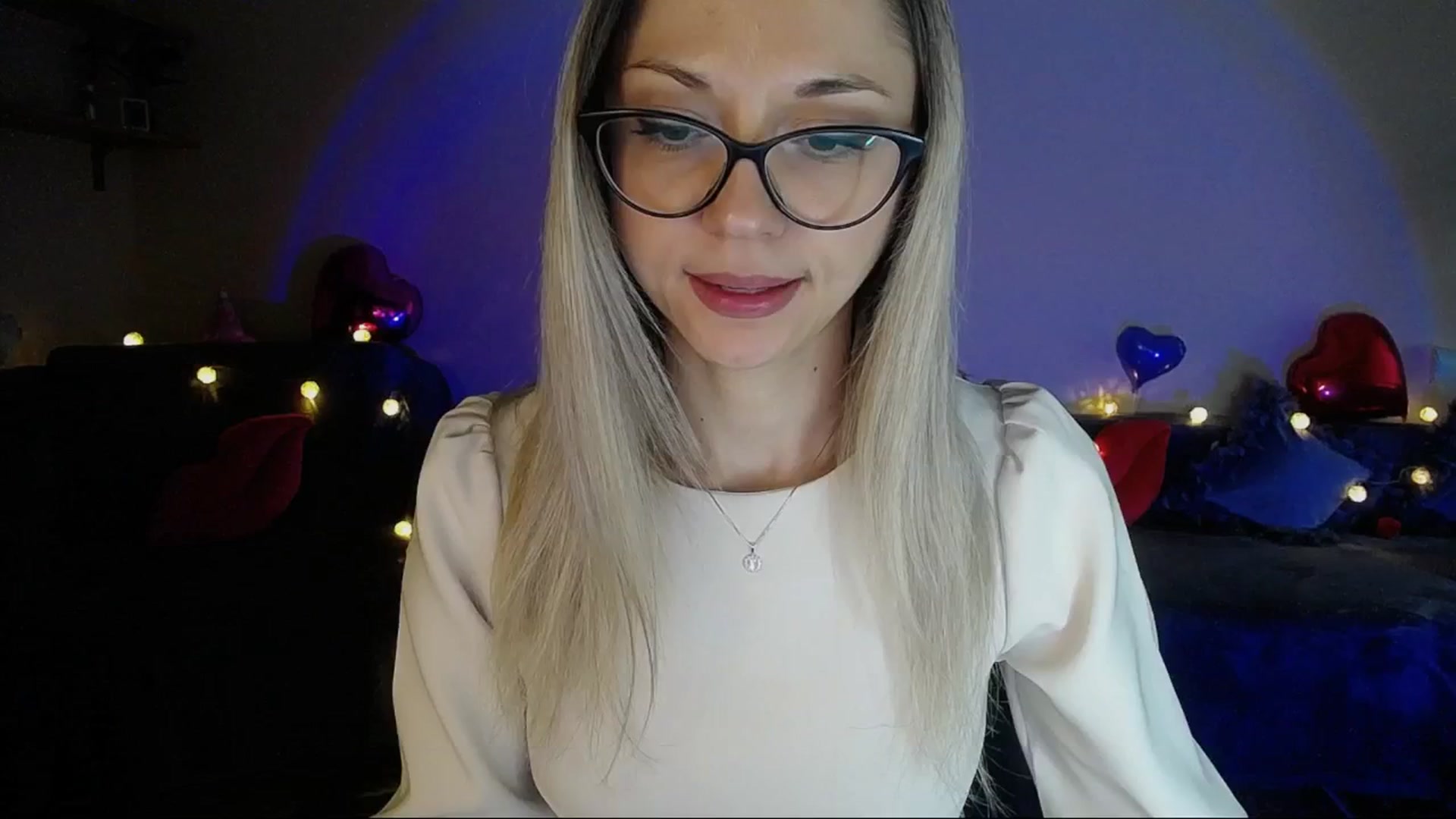 Gallery image thumbnail from Sunshine_alis's myfreecams stream on, 04/29/2025, 17:13 image 2 of 20