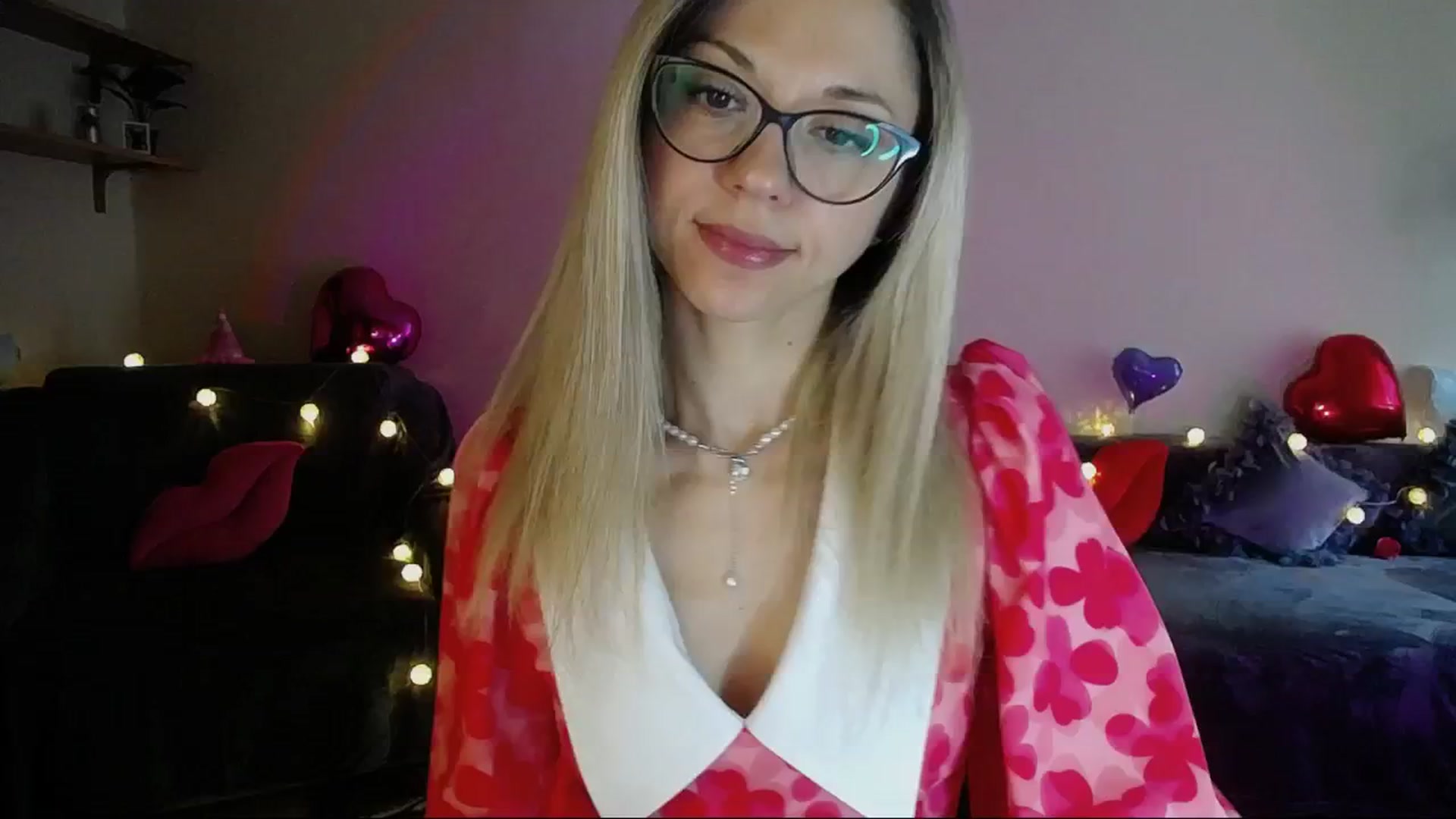 Gallery image thumbnail from Sunshine_alis's myfreecams stream on, 04/30/2025, 16:08 image 1 of 20