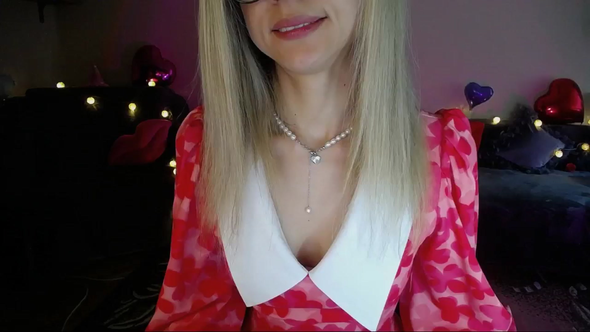 Gallery image thumbnail from Sunshine_alis's myfreecams stream on, 04/30/2025, 16:36 image 15 of 20