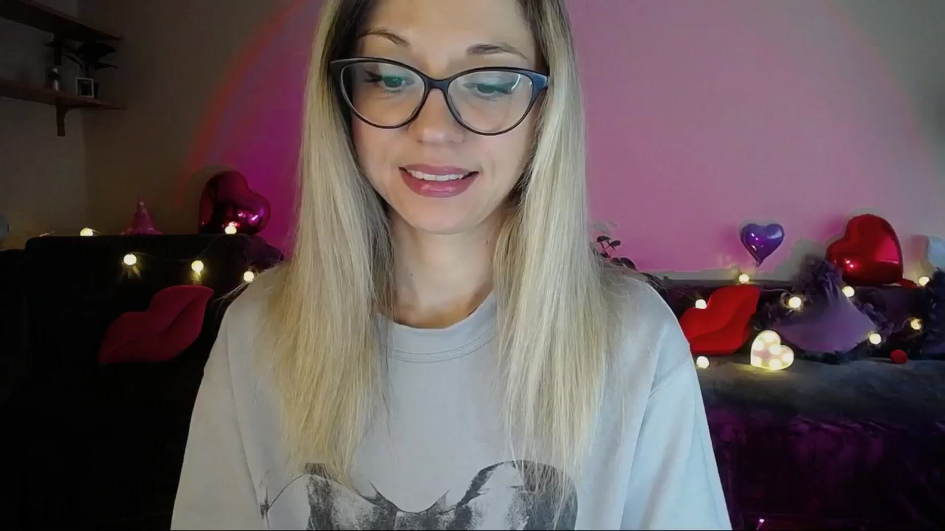 Gallery image thumbnail from Sunshine_alis's myfreecams stream on, 05/05/2025, 14:43 image 6 of 20
