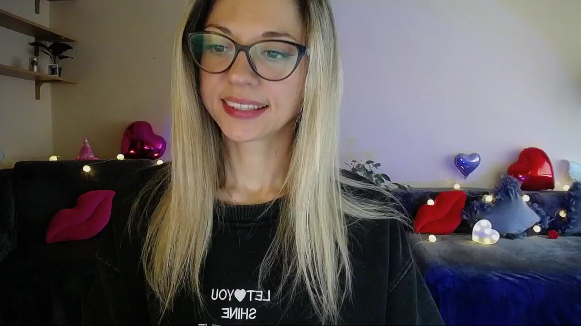 Gallery image thumbnail from Sunshine_alis's myfreecams stream on, 05/06/2025, 13:35 image 18 of 20