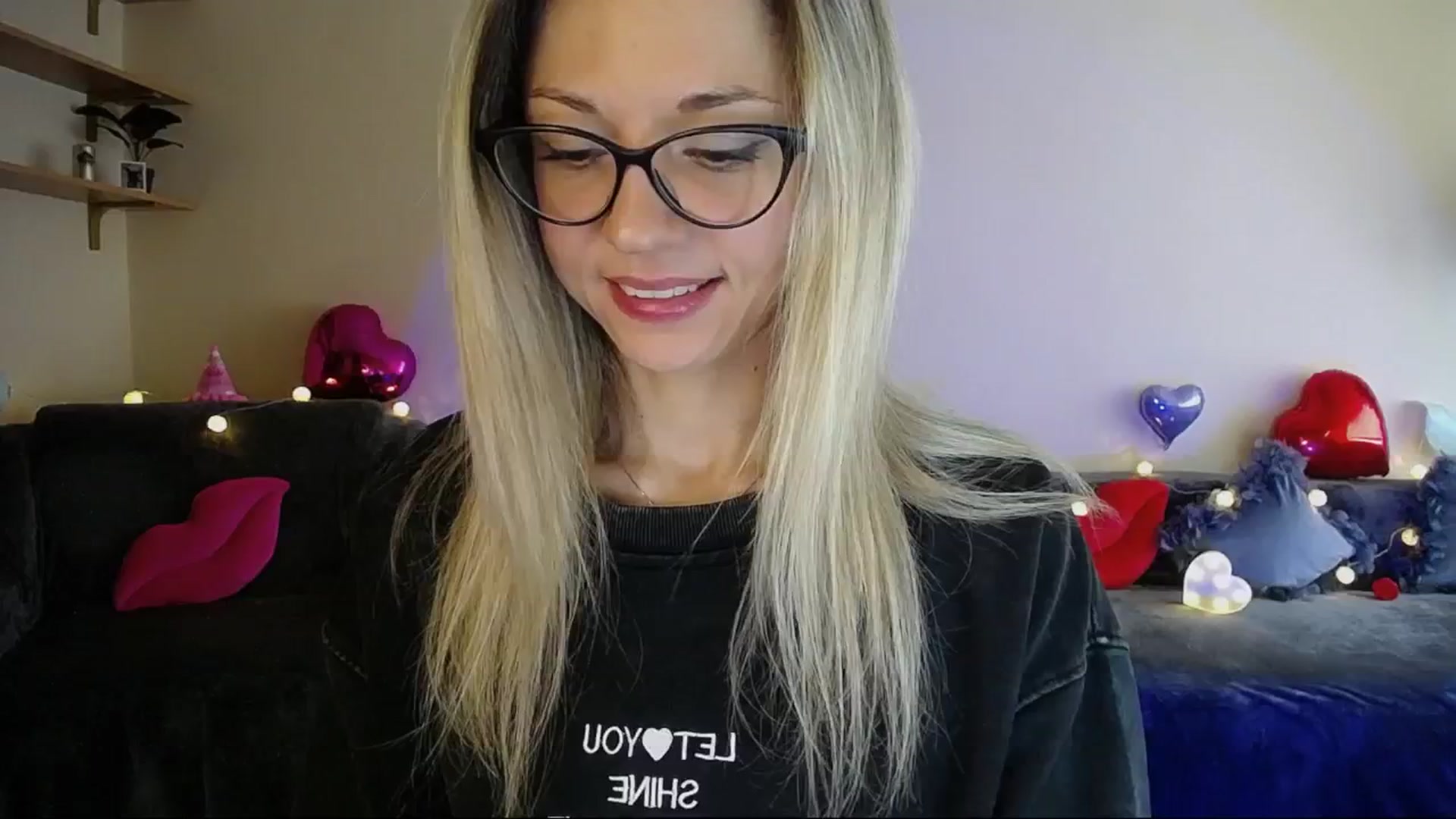 Gallery image thumbnail from Sunshine_alis's myfreecams stream on, 05/06/2025, 13:35 image 13 of 20