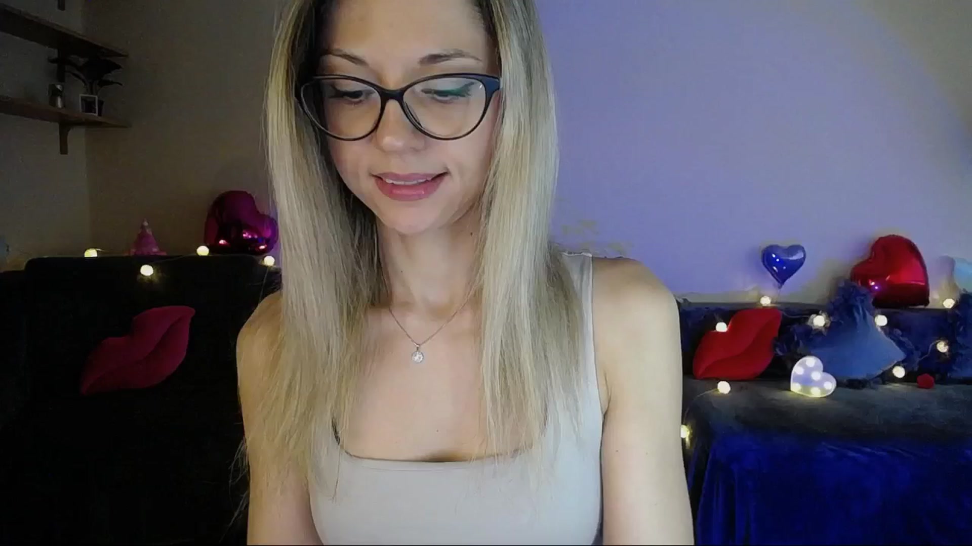 Gallery image thumbnail from Sunshine_alis's myfreecams stream on, 05/06/2025, 15:50 image 14 of 20
