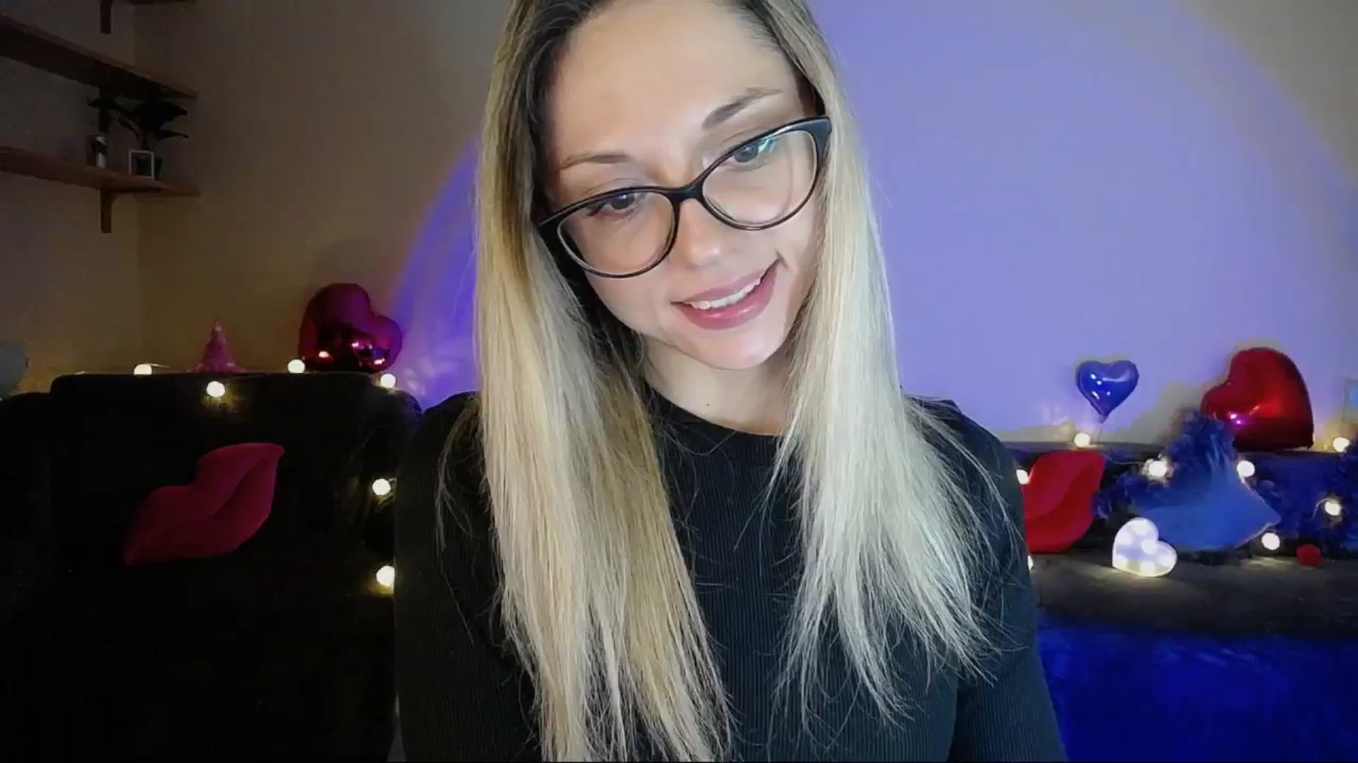 Gallery image thumbnail from Sunshine_alis's myfreecams stream on, 05/07/2025, 18:04 image 4 of 20