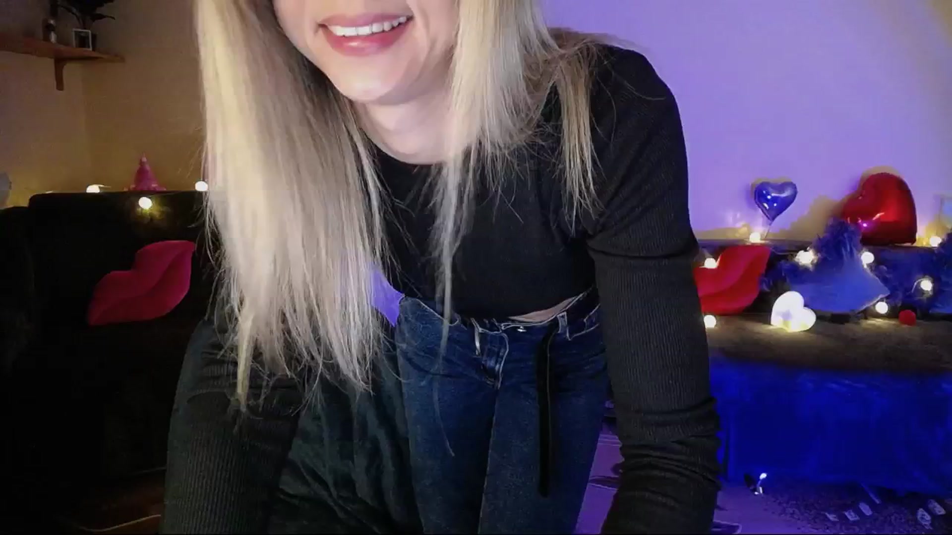Gallery image thumbnail from Sunshine_alis's myfreecams stream on, 05/07/2025, 18:04 image 14 of 20