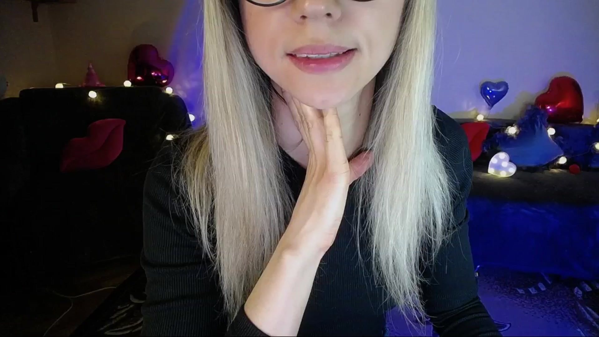 Gallery image thumbnail from Sunshine_alis's myfreecams stream on, 05/07/2025, 19:05 image 7 of 20