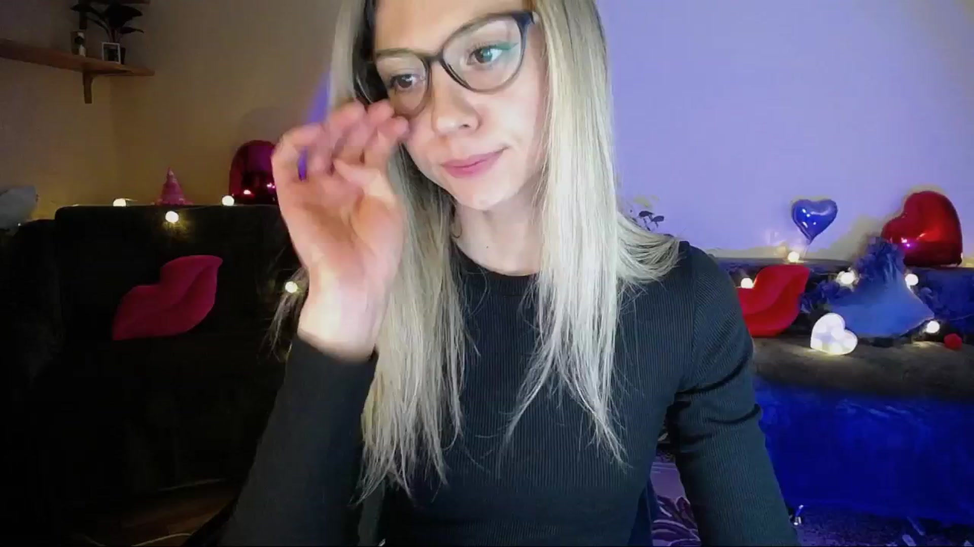 Gallery image thumbnail from Sunshine_alis's myfreecams stream on, 05/07/2025, 19:05 image 20 of 20