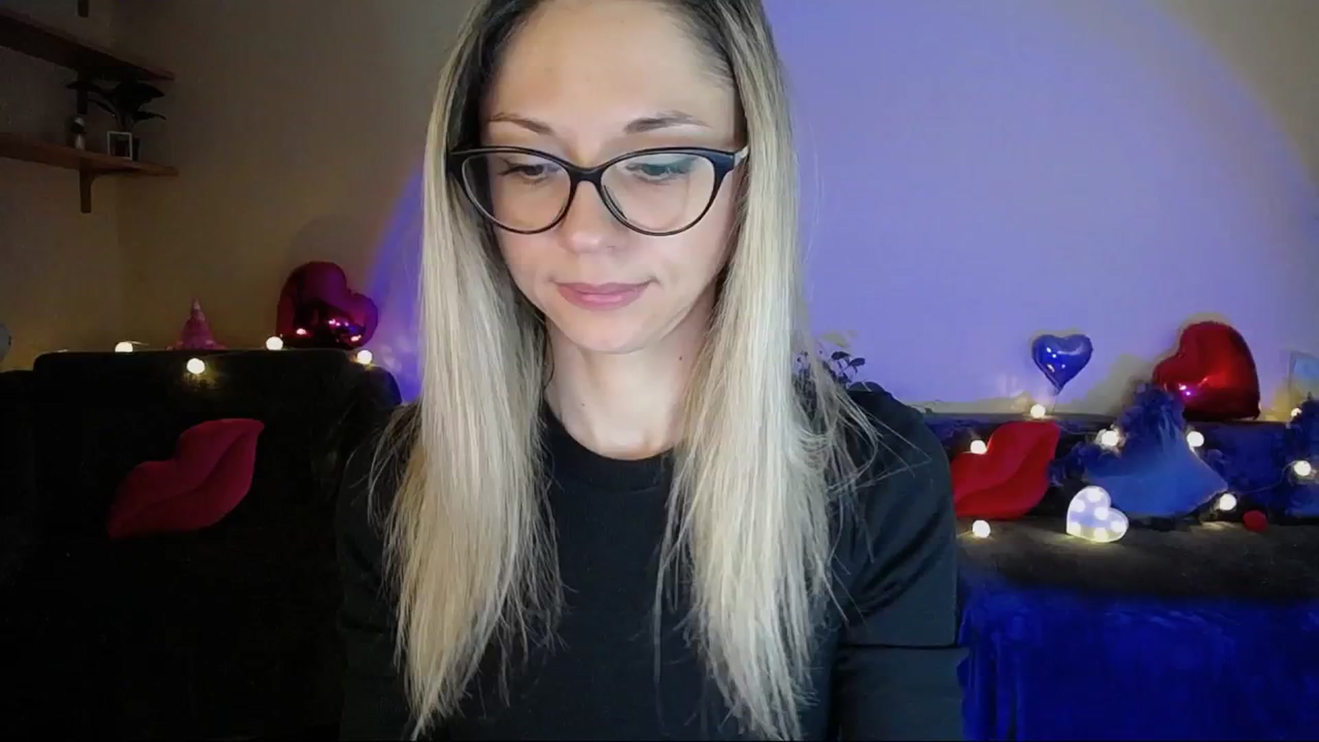 Gallery image thumbnail from Sunshine_alis's myfreecams stream on, 05/07/2025, 19:05 image 2 of 20