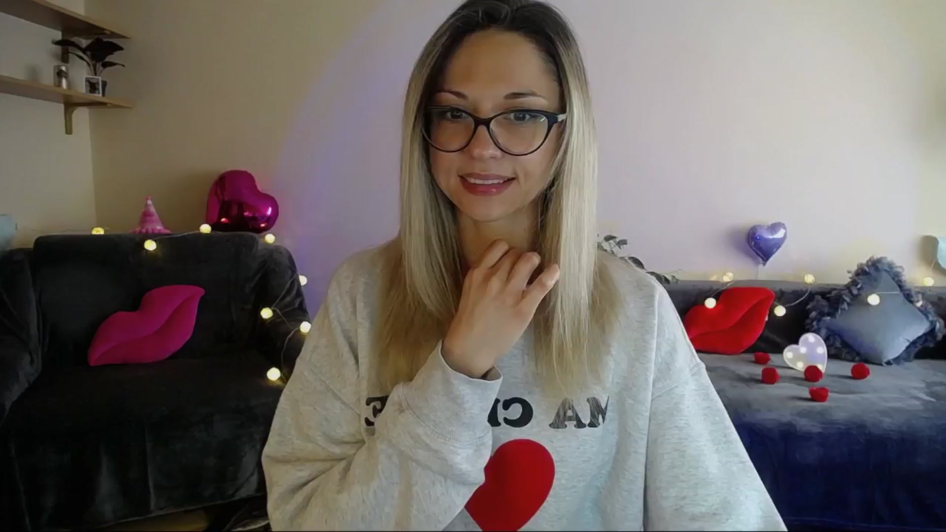 Gallery image thumbnail from Sunshine_alis's myfreecams stream on, 05/09/2025, 15:21 image 9 of 20