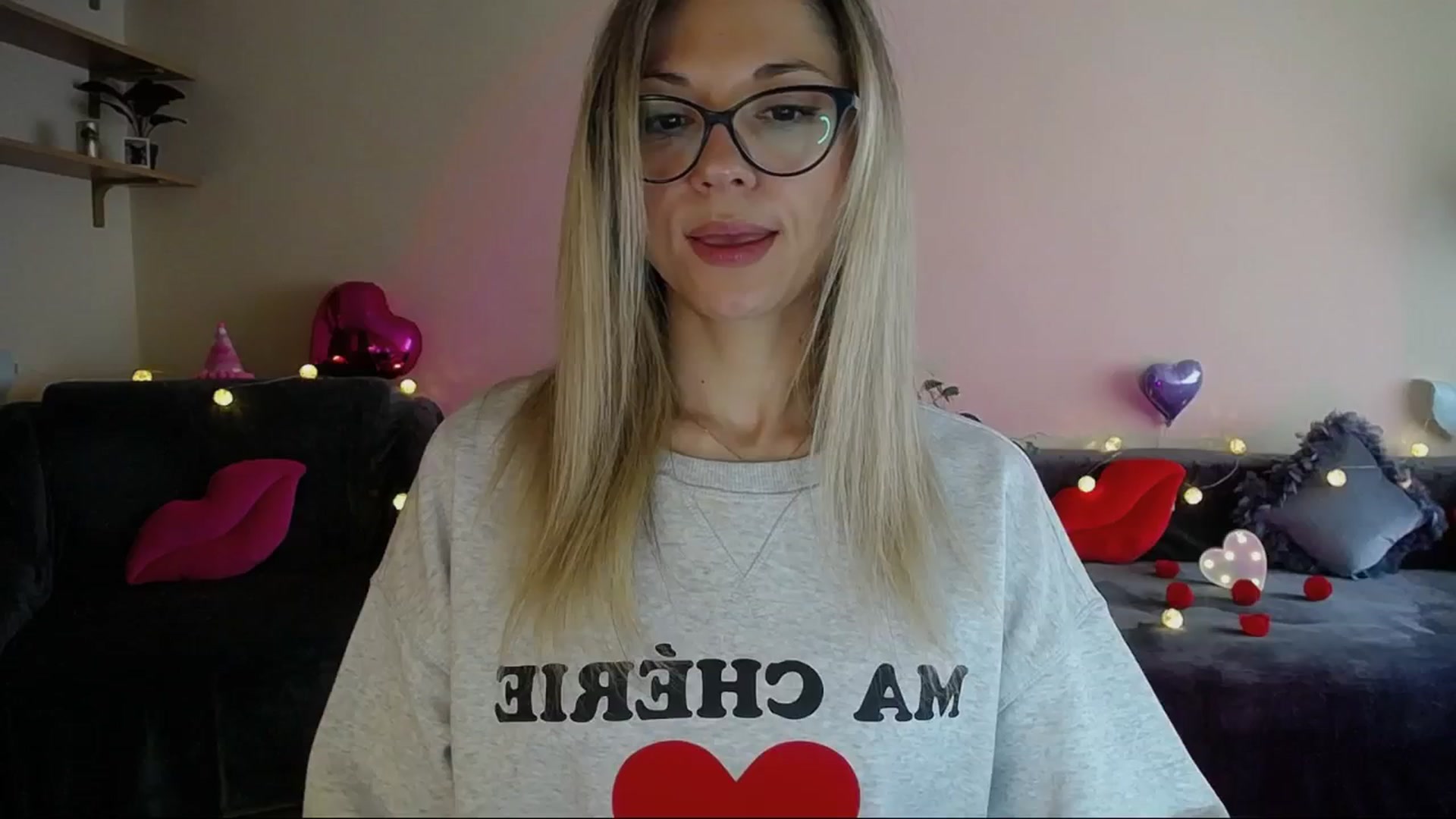 Gallery image thumbnail from Sunshine_alis's myfreecams stream on, 05/09/2025, 15:21 image 18 of 20