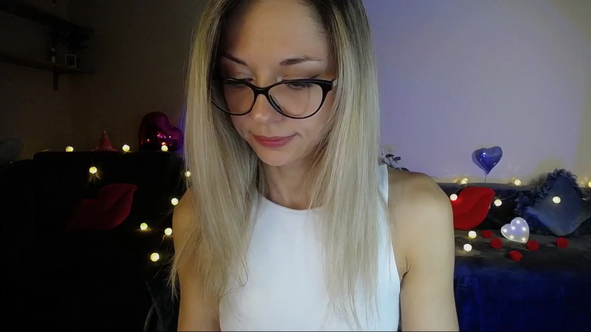 Gallery image thumbnail from Sunshine_alis's myfreecams stream on, 05/10/2025, 18:55 image 10 of 20