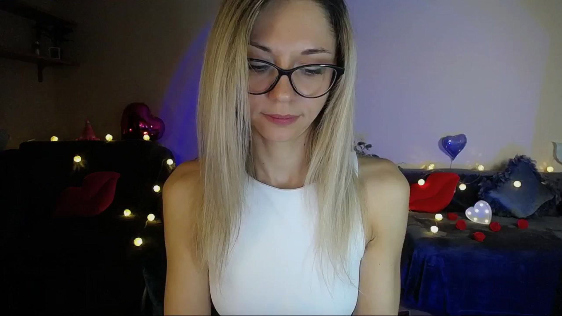 Gallery image thumbnail from Sunshine_alis's myfreecams stream on, 05/10/2025, 18:55 image 17 of 20