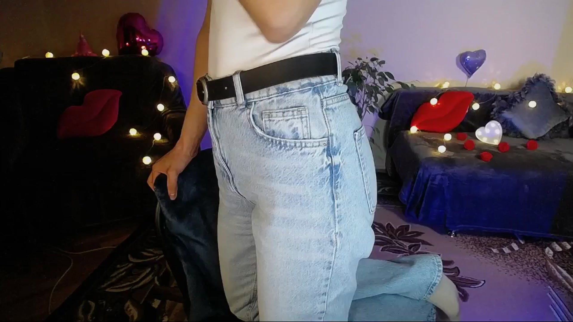 Gallery image thumbnail from Sunshine_alis's myfreecams stream on, 05/10/2025, 18:55 image 12 of 20
