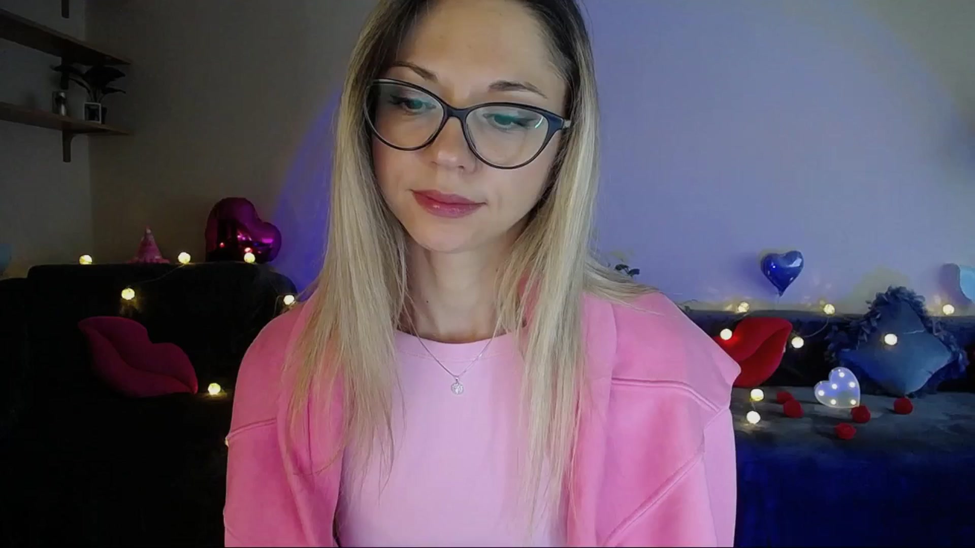 Gallery image thumbnail from Sunshine_alis's myfreecams stream on, 05/12/2025, 15:08 image 3 of 20