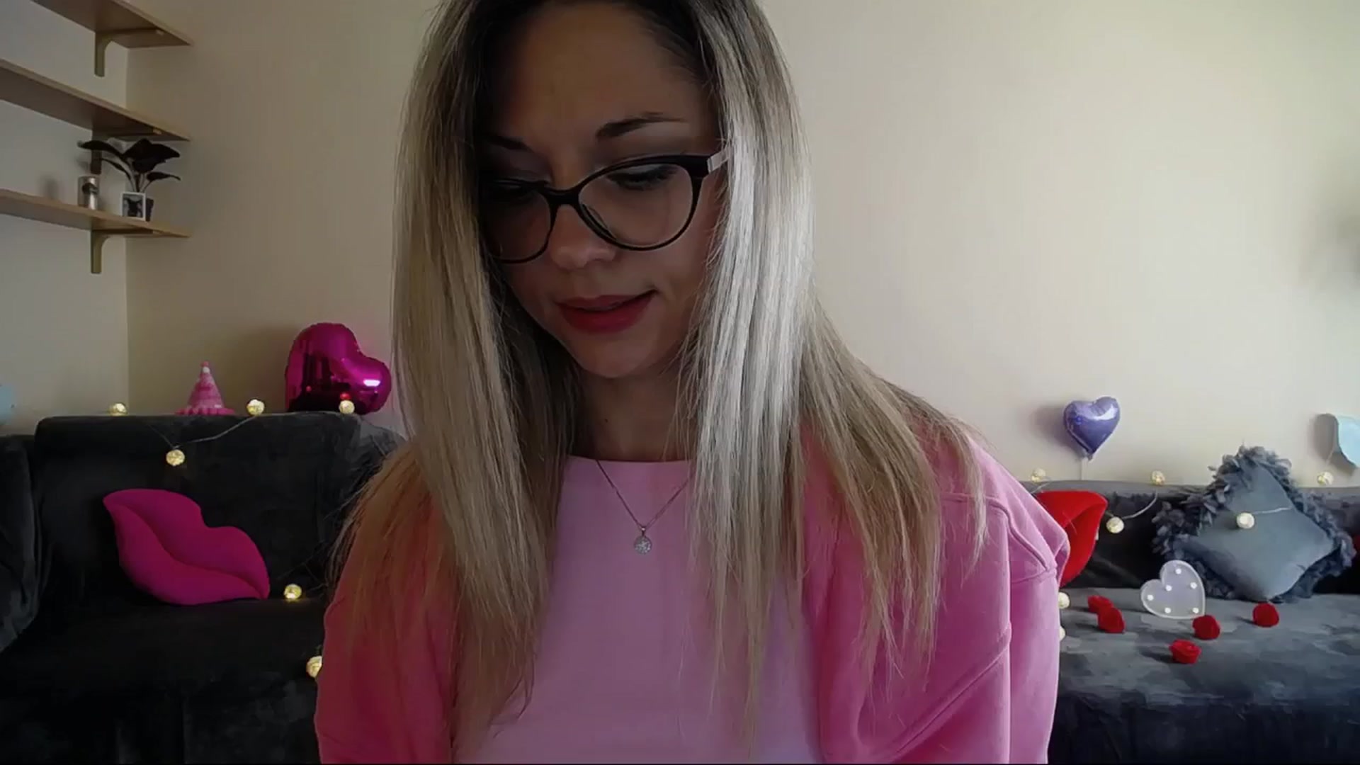 Gallery image thumbnail from Sunshine_alis's myfreecams stream on, 05/12/2025, 15:08 image 19 of 20
