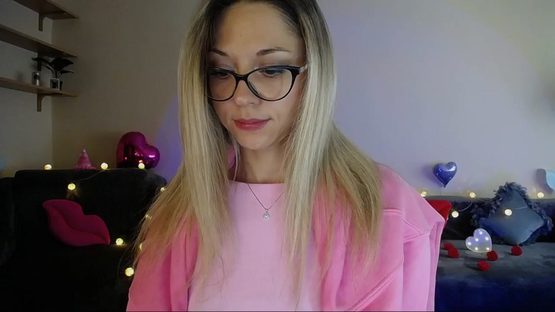 Gallery image thumbnail from Sunshine_alis's myfreecams stream on, 05/12/2025, 15:08 image 12 of 20