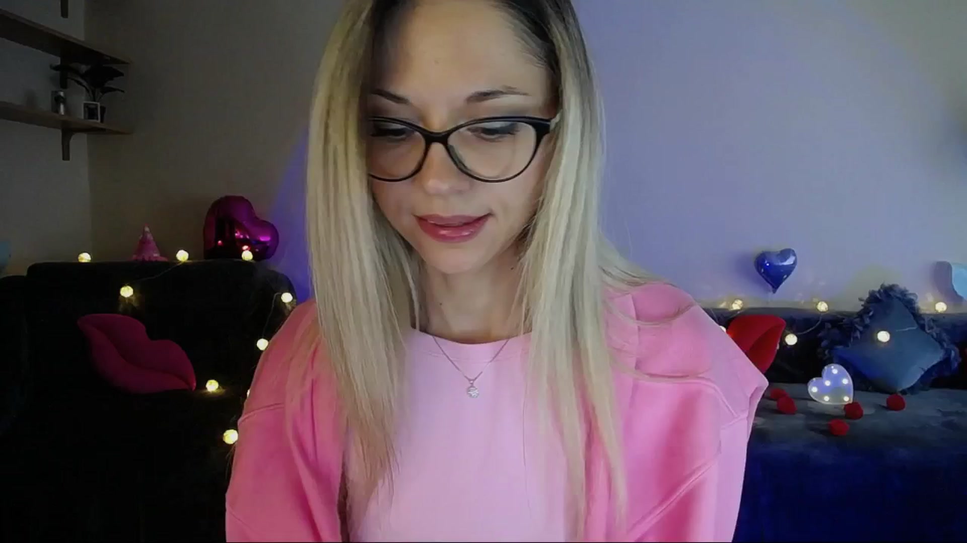 Gallery image thumbnail from Sunshine_alis's myfreecams stream on, 05/12/2025, 15:08 image 9 of 20