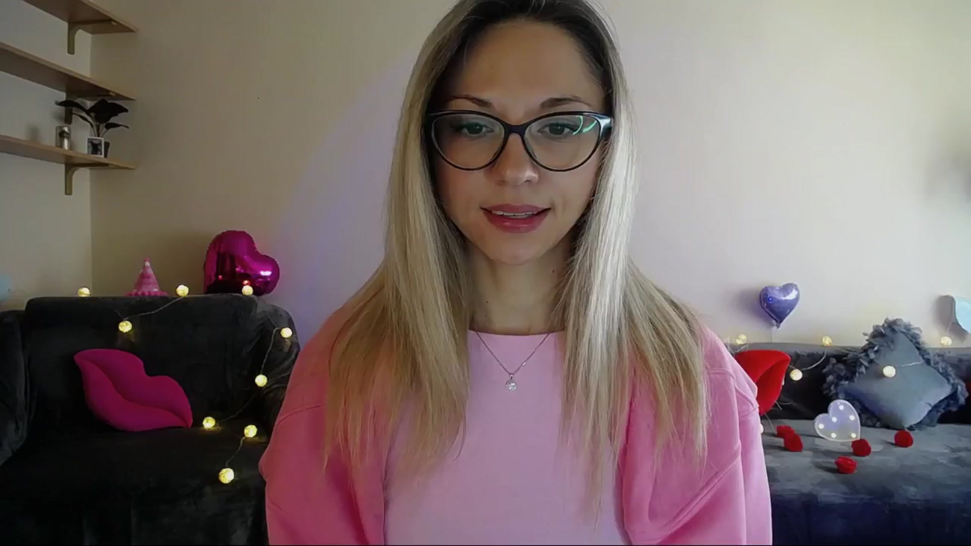 Gallery image thumbnail from Sunshine_alis's myfreecams stream on, 05/12/2025, 15:08 image 16 of 20
