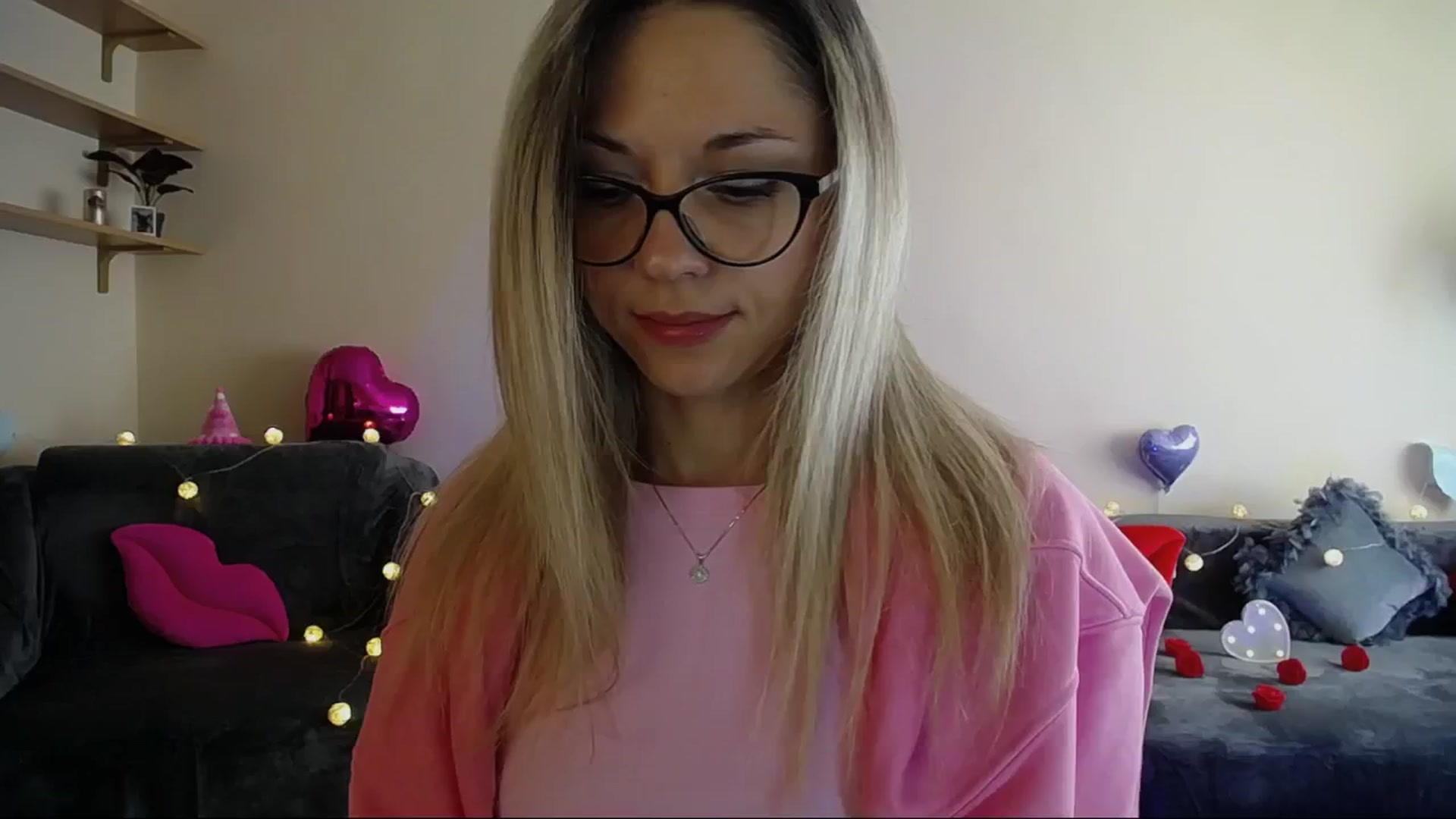 Gallery image thumbnail from Sunshine_alis's myfreecams stream on, 05/12/2025, 15:08 image 15 of 20