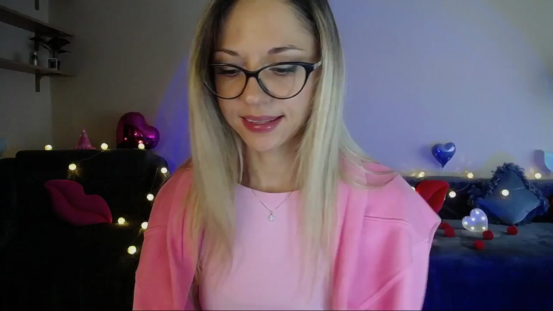 Gallery image thumbnail from Sunshine_alis's myfreecams stream on, 05/12/2025, 15:08 image 7 of 20