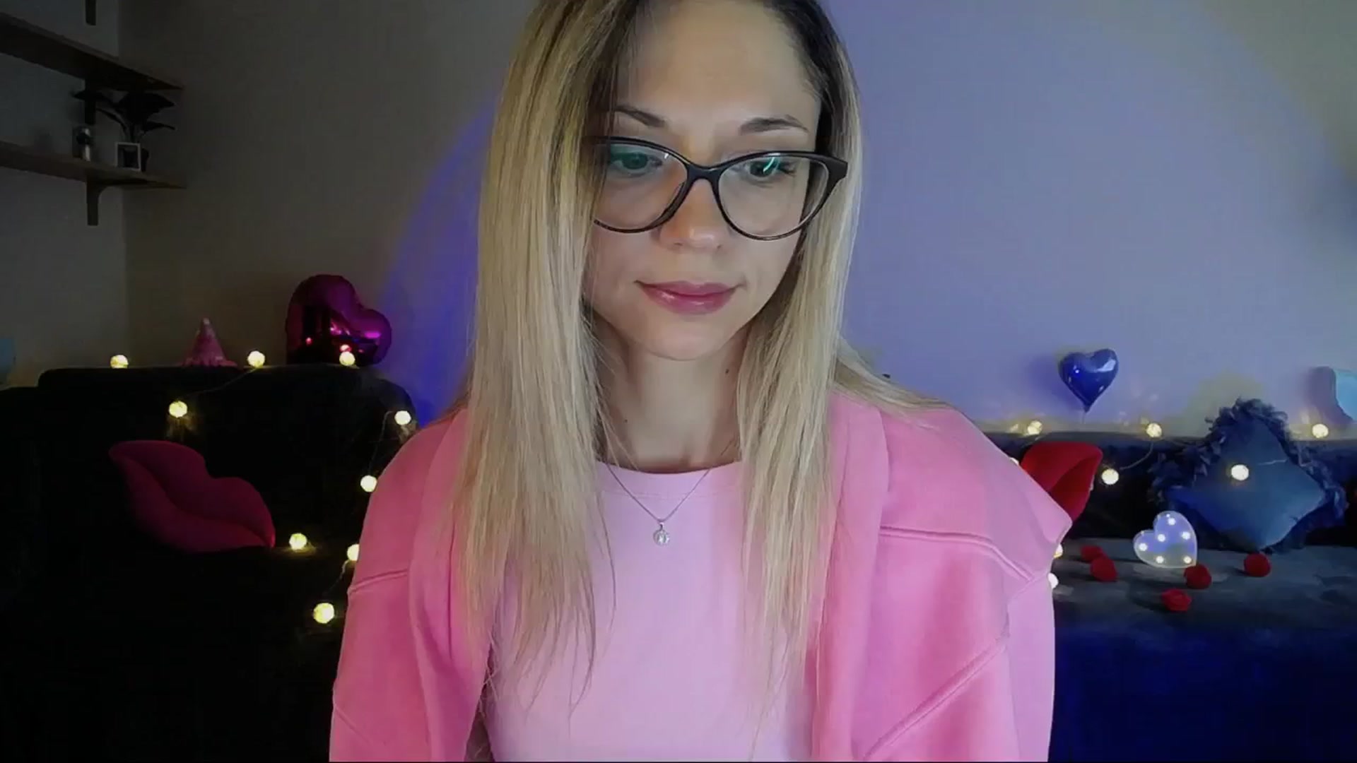 Gallery image thumbnail from Sunshine_alis's myfreecams stream on, 05/12/2025, 15:08 image 4 of 20