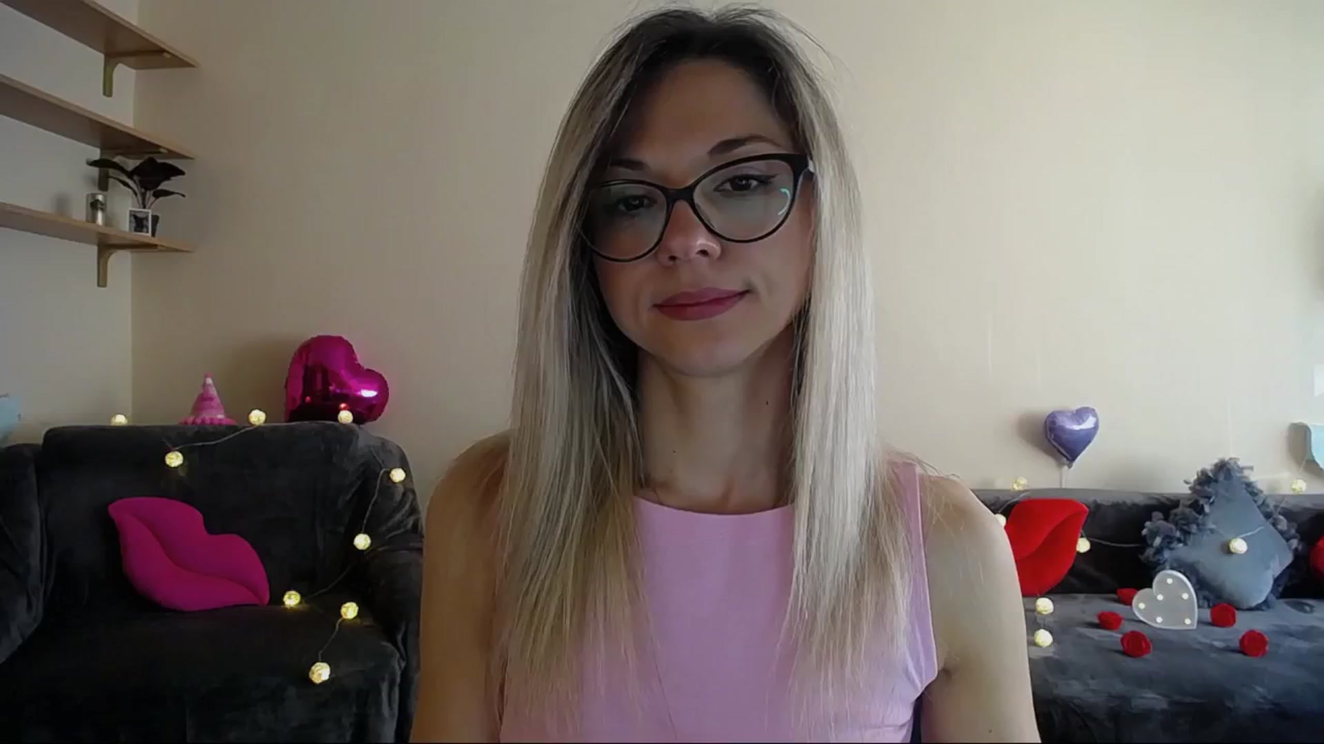 Gallery image thumbnail from Sunshine_alis's myfreecams stream on, 05/14/2025, 16:00 image 8 of 20