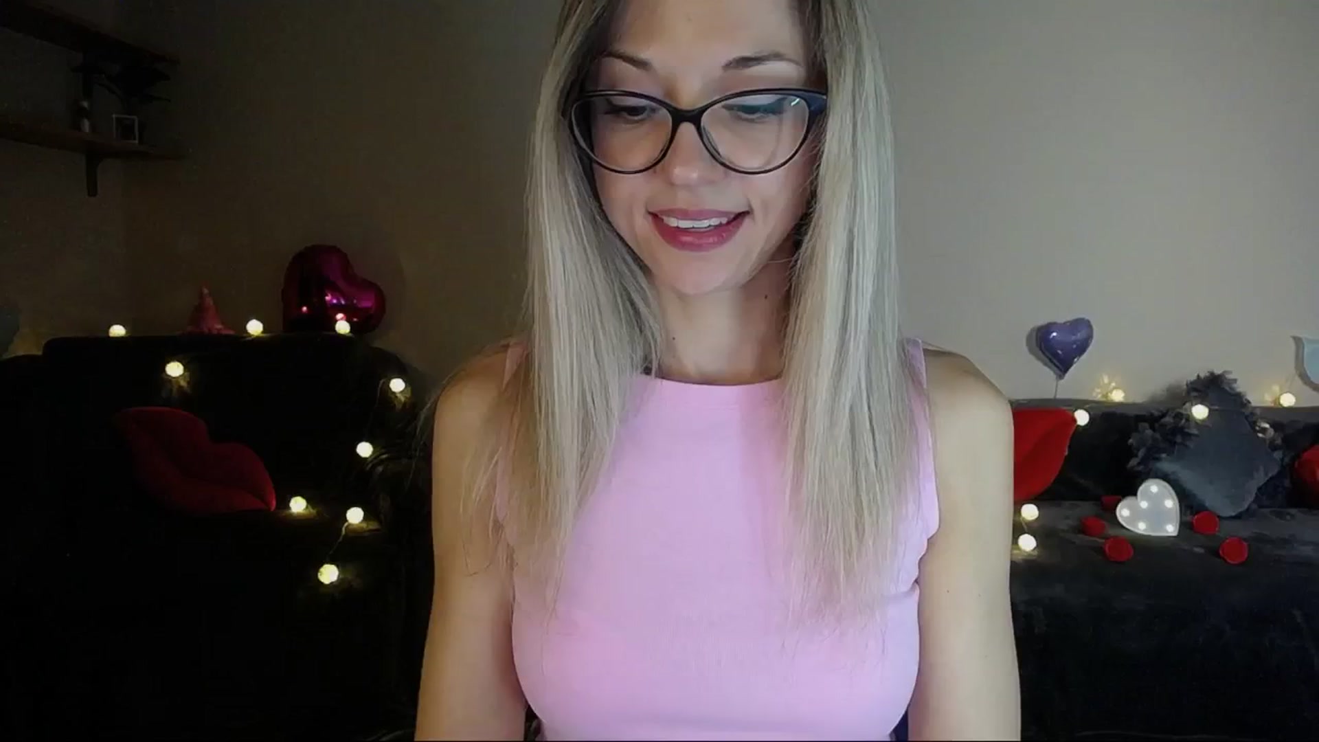 Gallery image thumbnail from Sunshine_alis's myfreecams stream on, 05/14/2025, 18:34 image 20 of 20