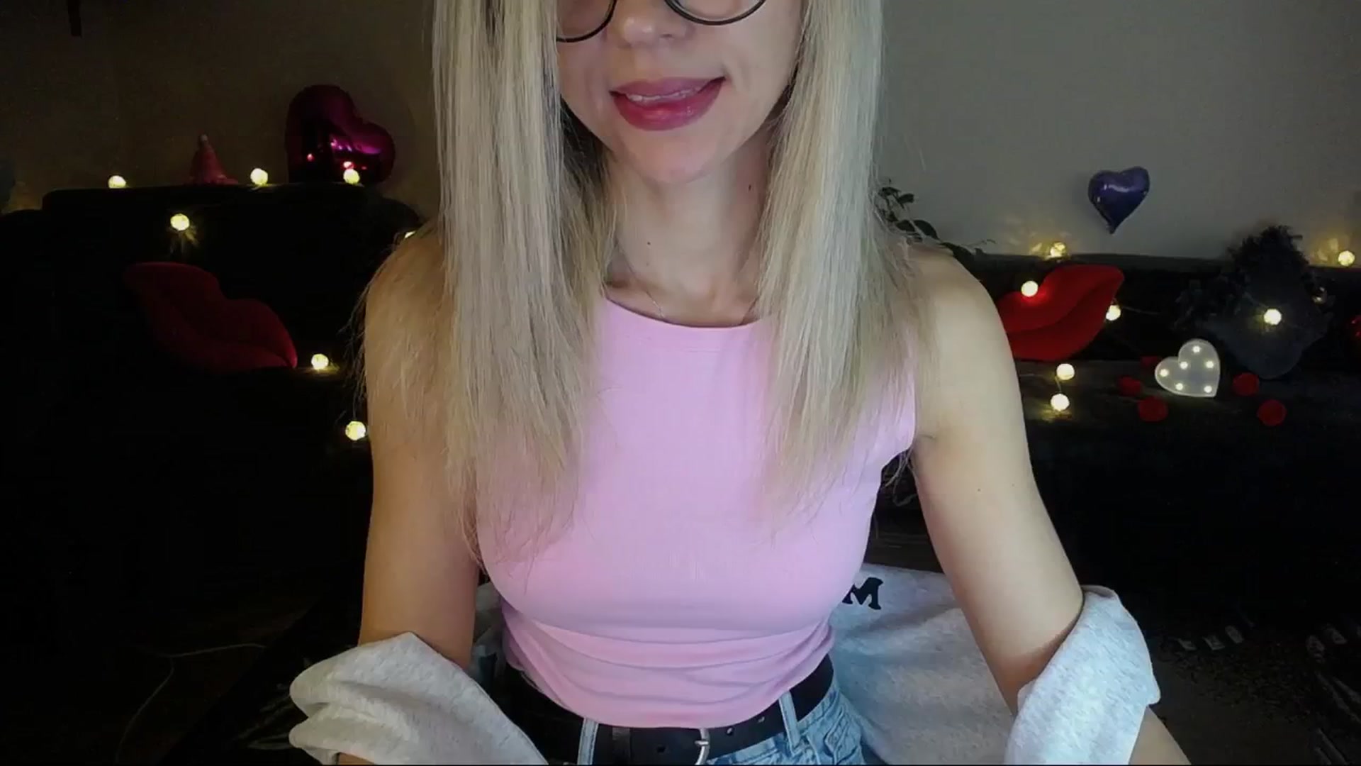 Gallery image thumbnail from Sunshine_alis's myfreecams stream on, 05/14/2025, 18:34 image 1 of 20