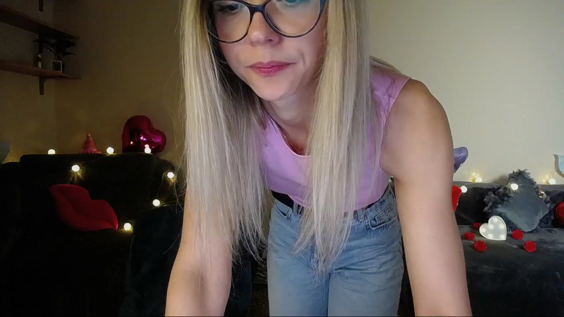 Gallery image thumbnail from Sunshine_alis's myfreecams stream on, 05/14/2025, 18:34 image 14 of 20