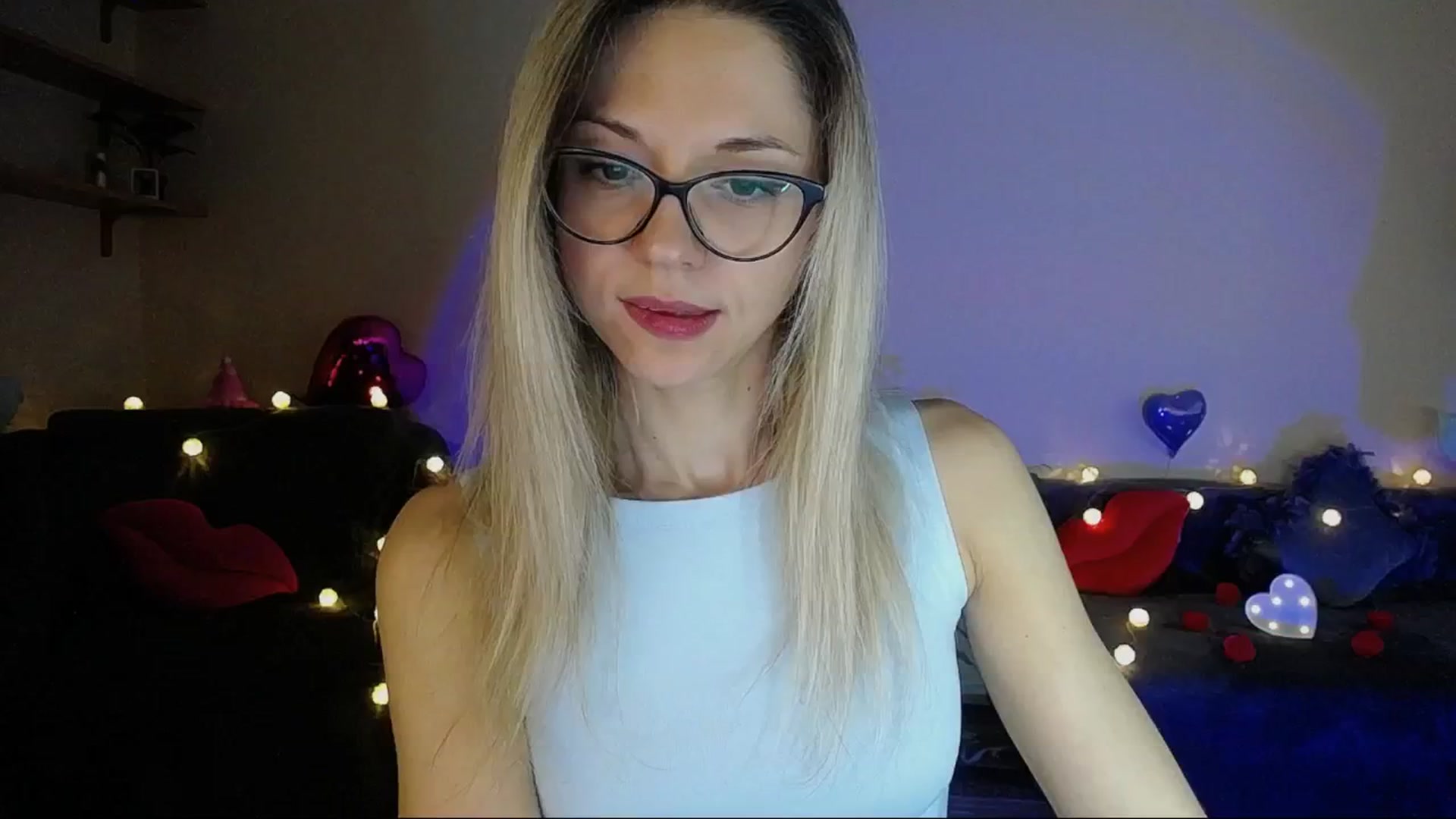 Gallery image thumbnail from Sunshine_alis's myfreecams stream on, 05/15/2025, 17:24 image 2 of 20